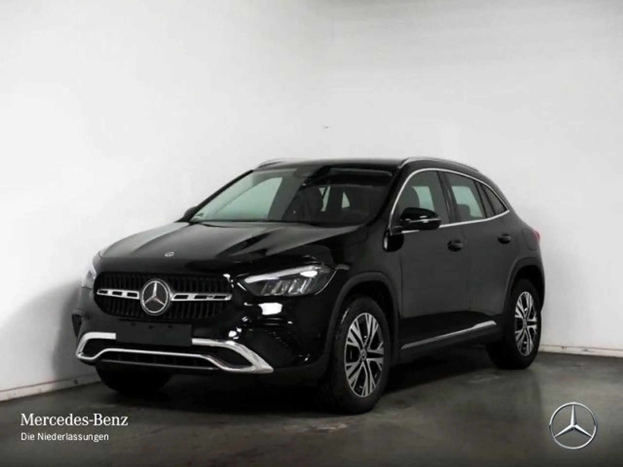 Mercedes-Benz - GLA 200