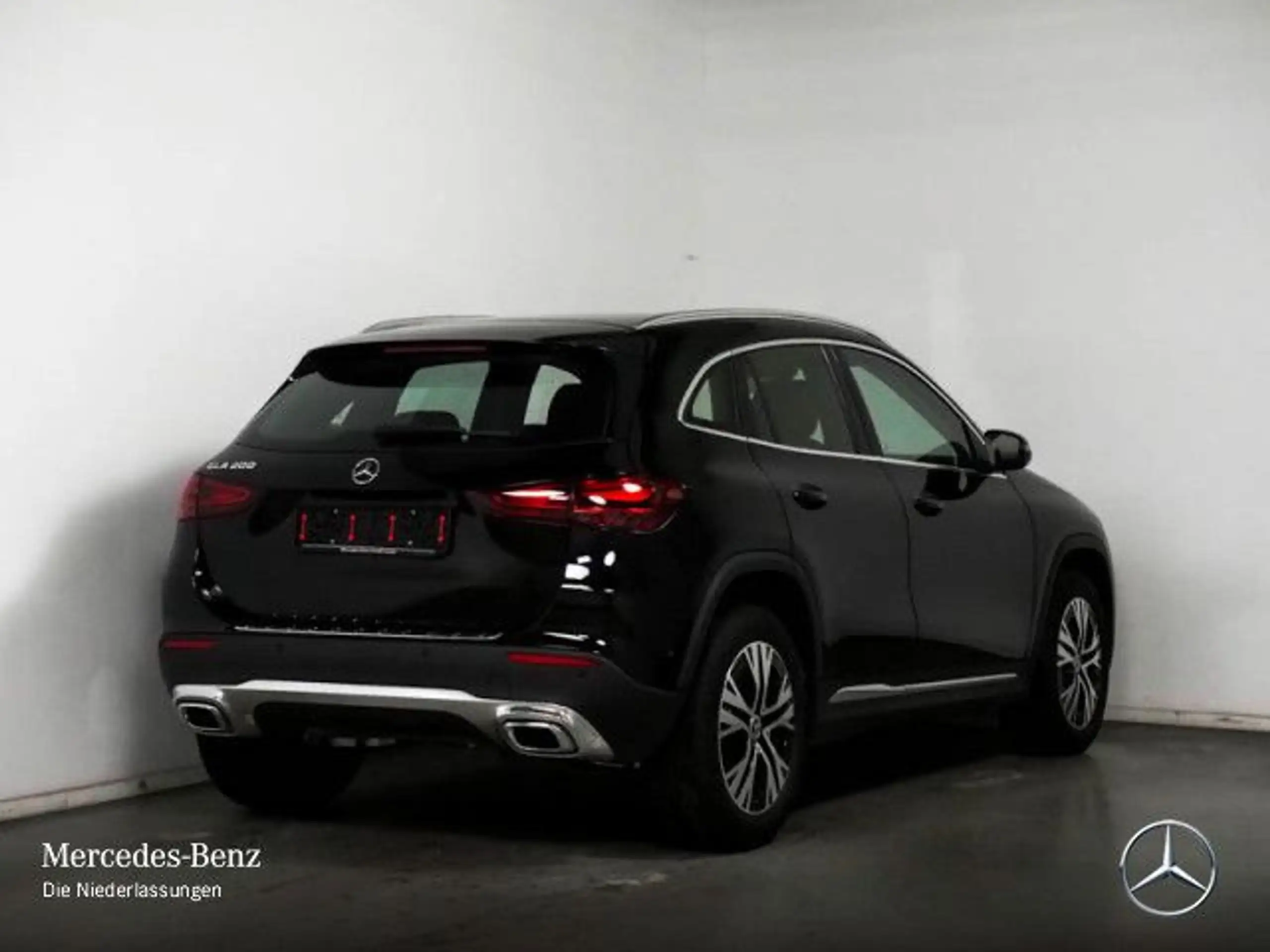 Mercedes-Benz - GLA 200