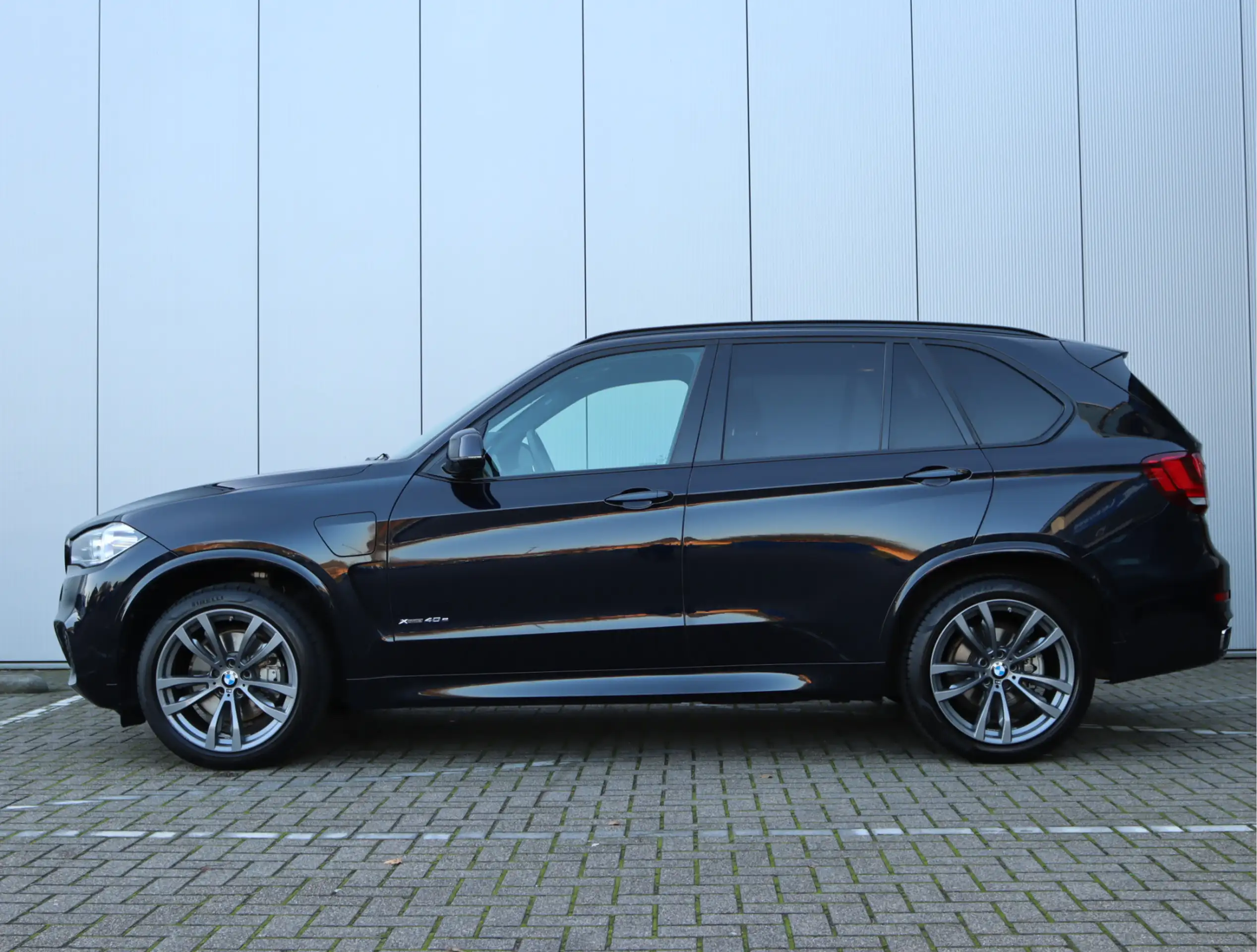 BMW - X5