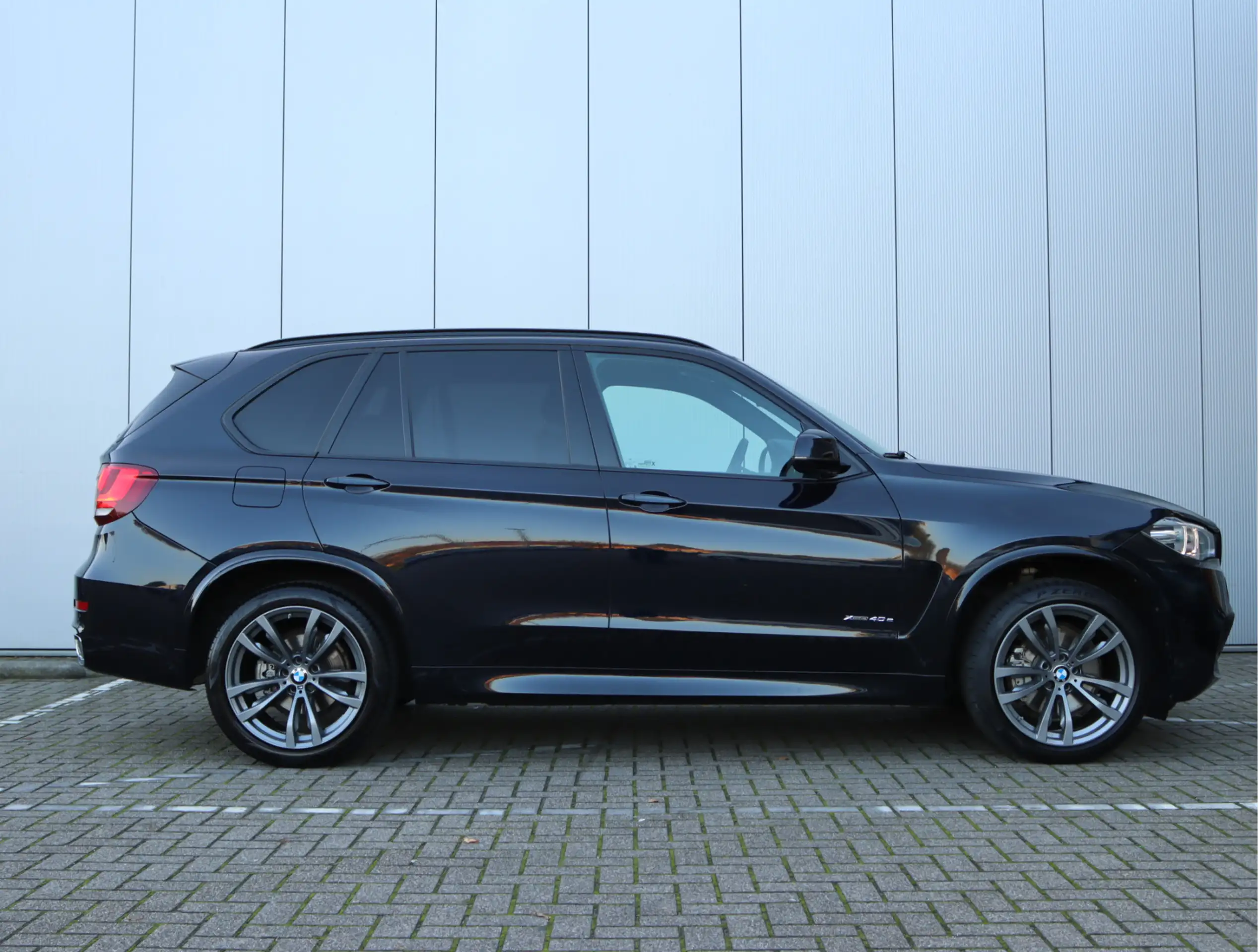 BMW - X5