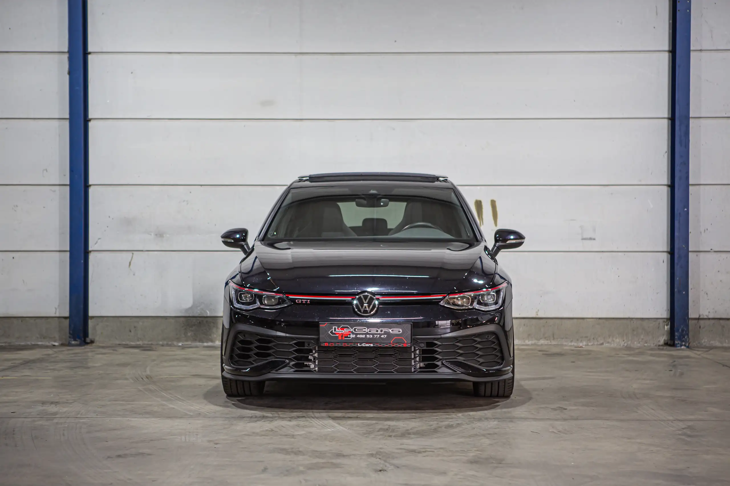 Volkswagen - Golf GTI