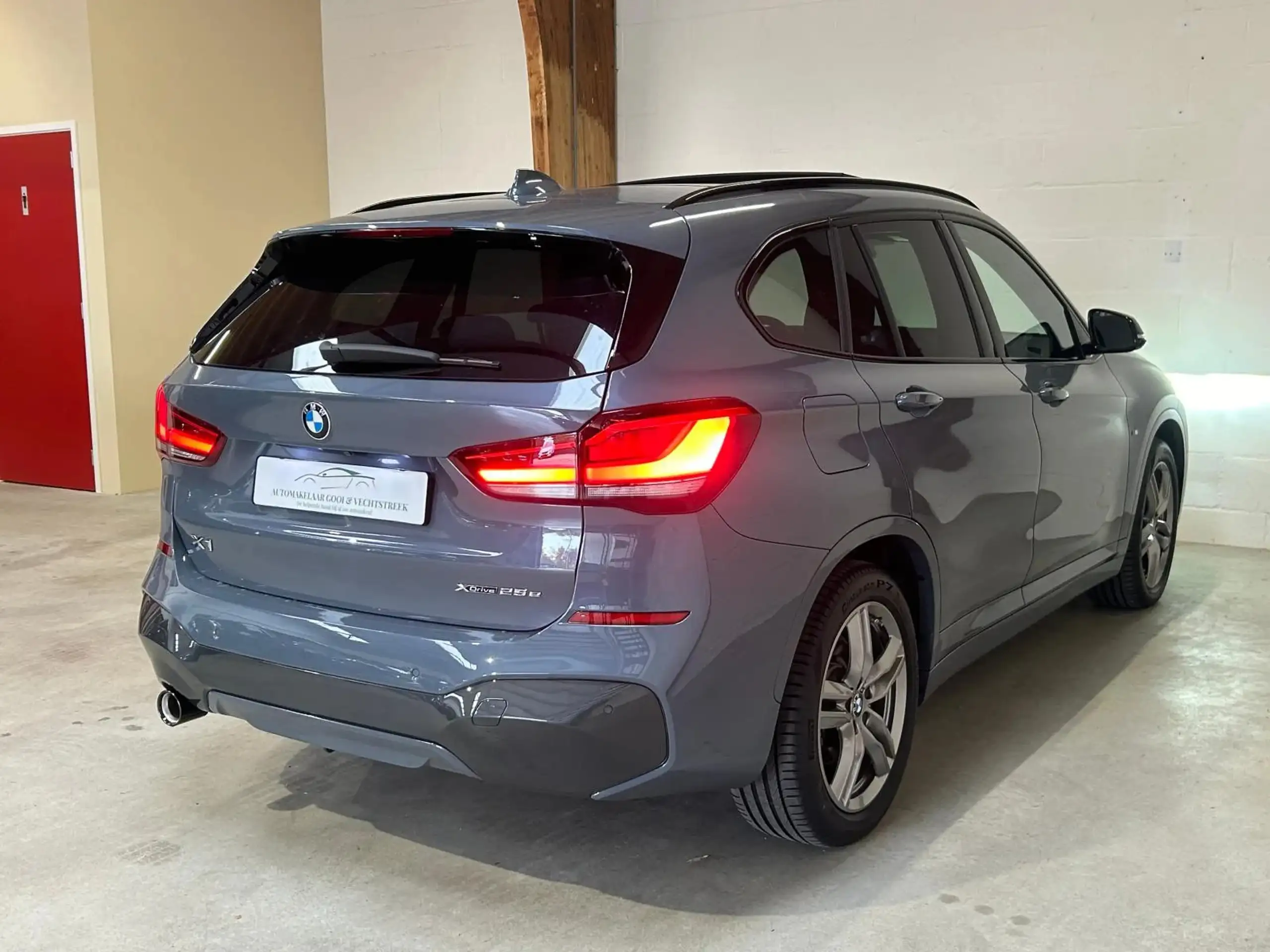 BMW - X1