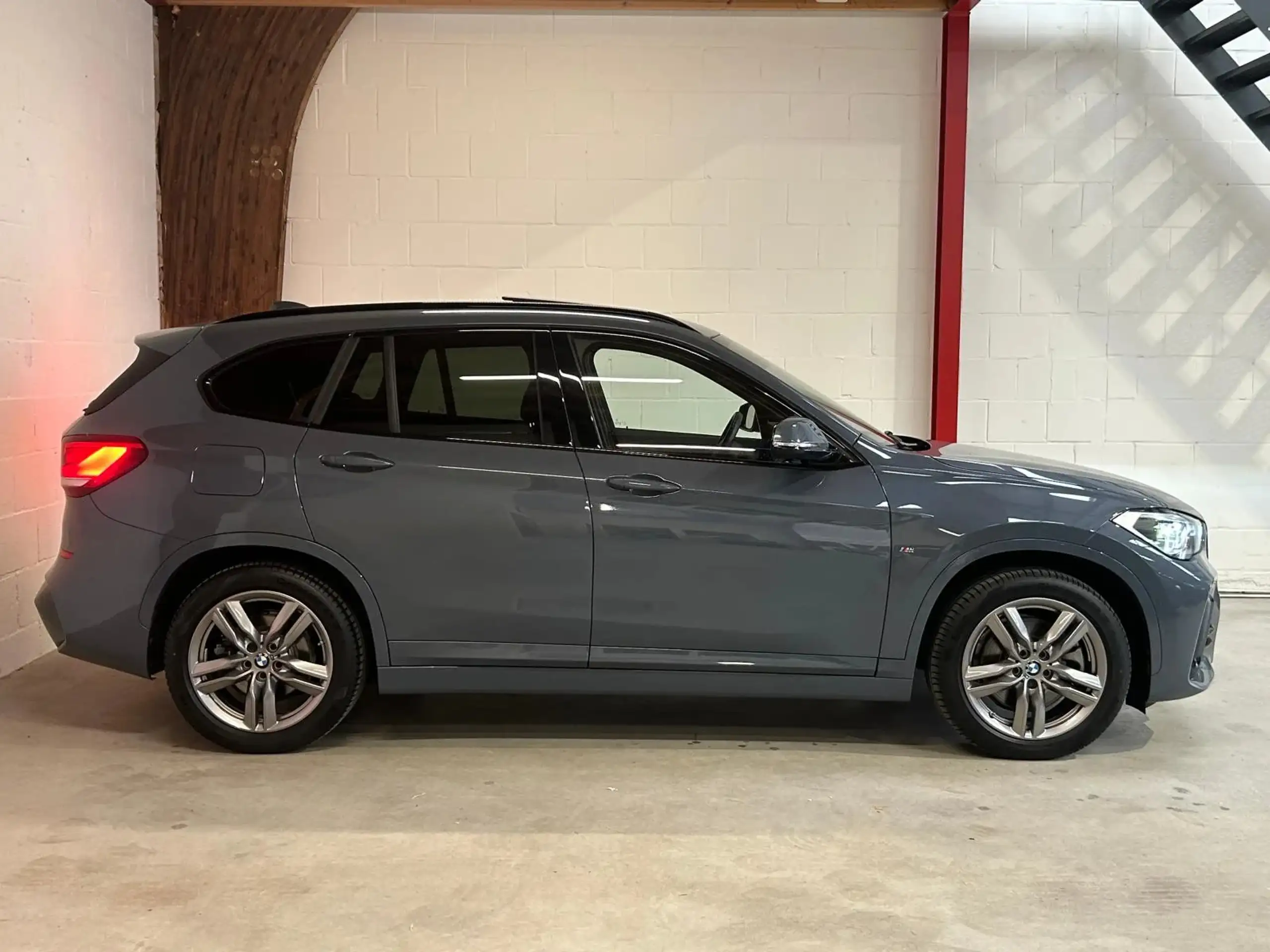 BMW - X1