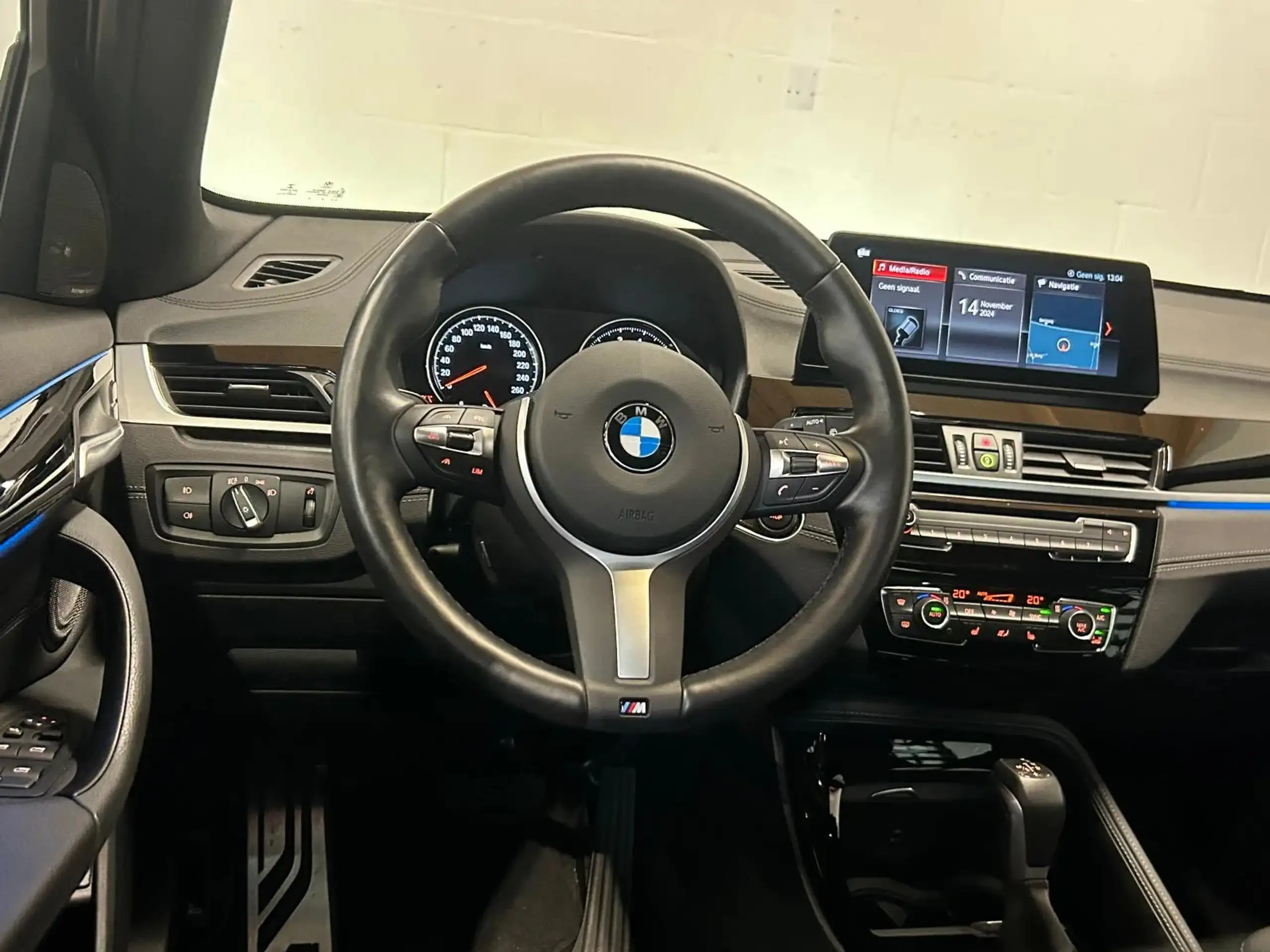 BMW - X1