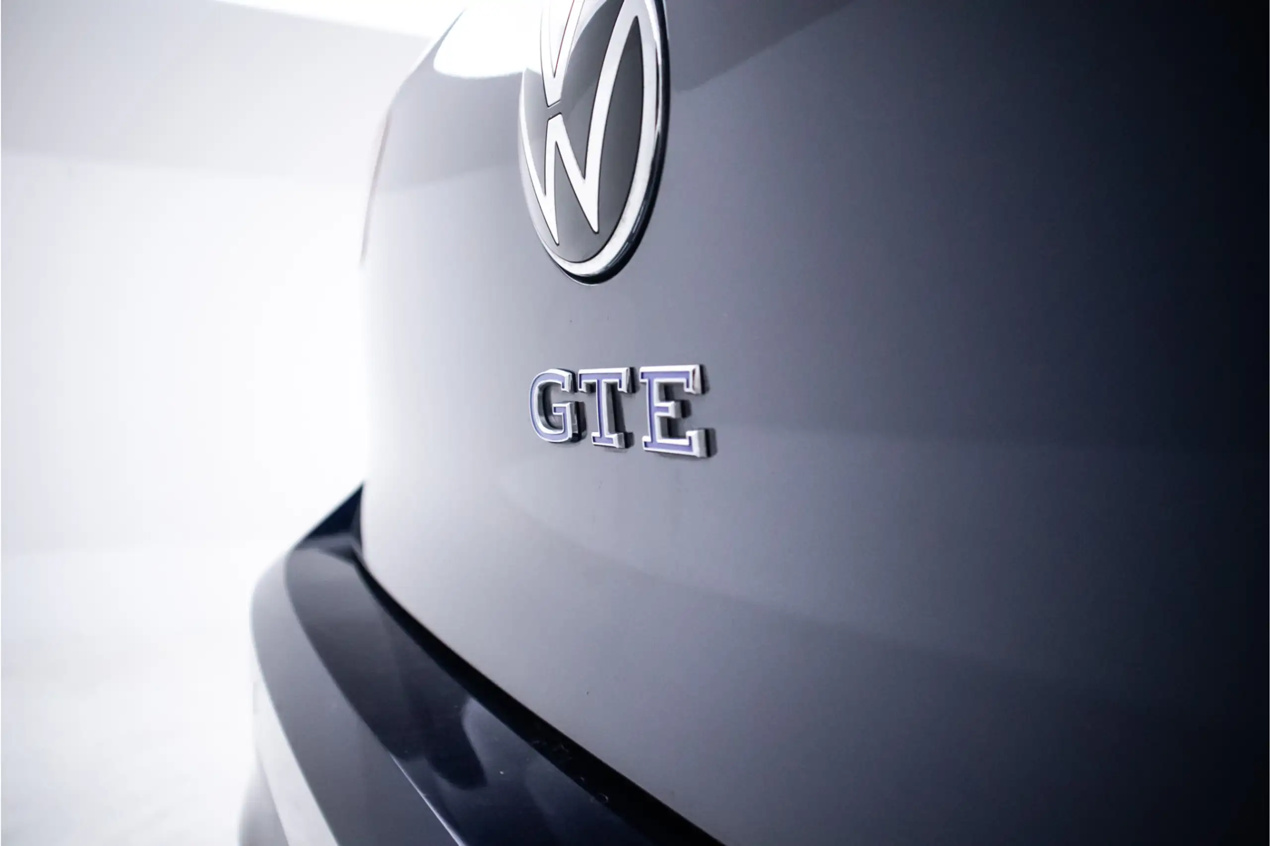 Volkswagen - Golf GTE