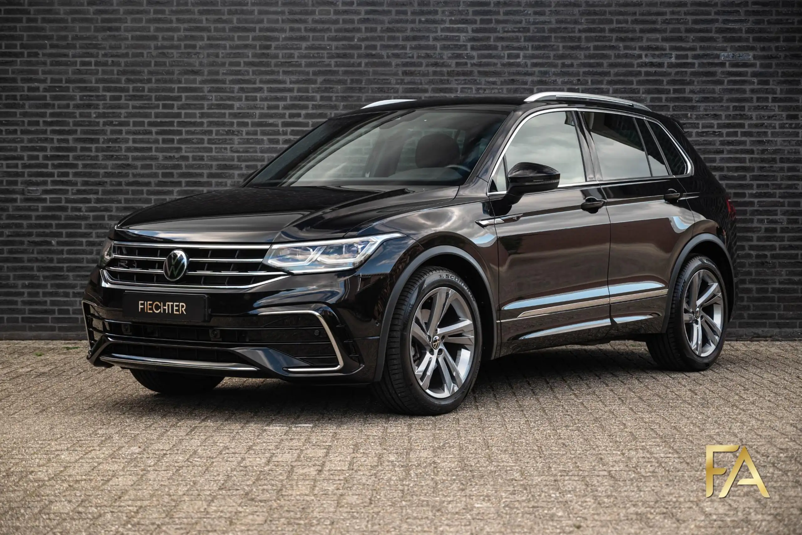 Volkswagen - Tiguan