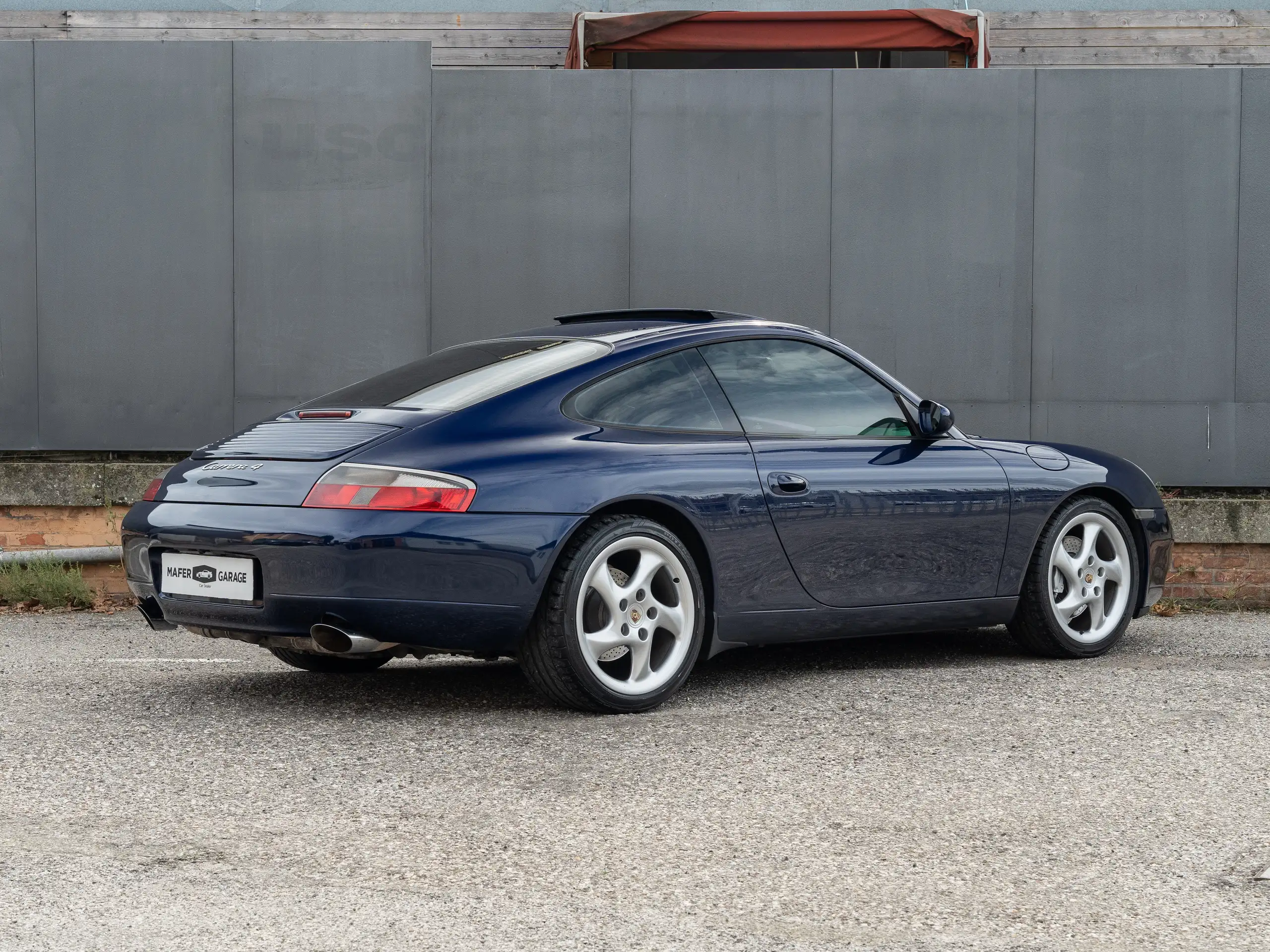 Porsche - 996