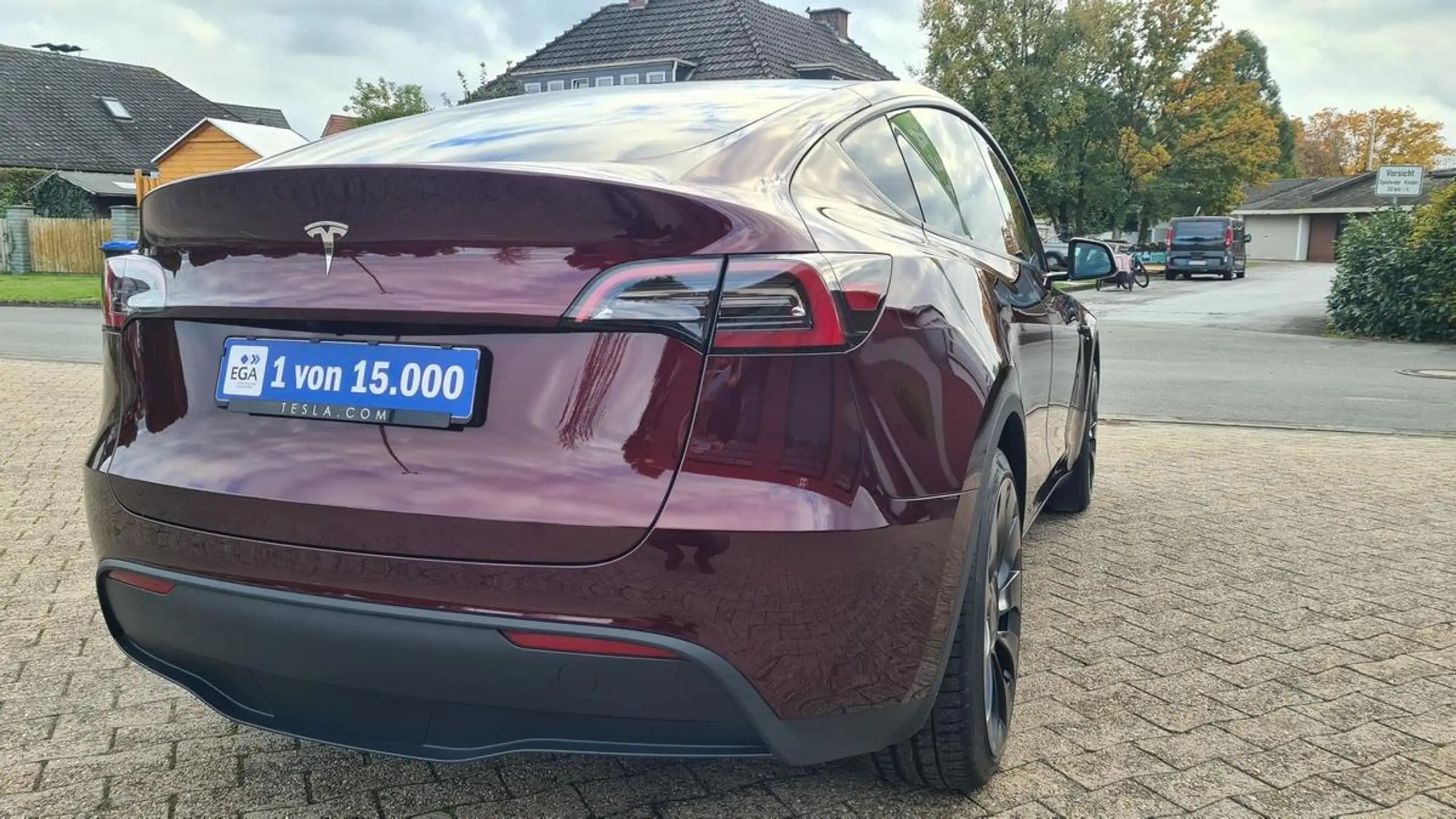 Tesla - Model Y