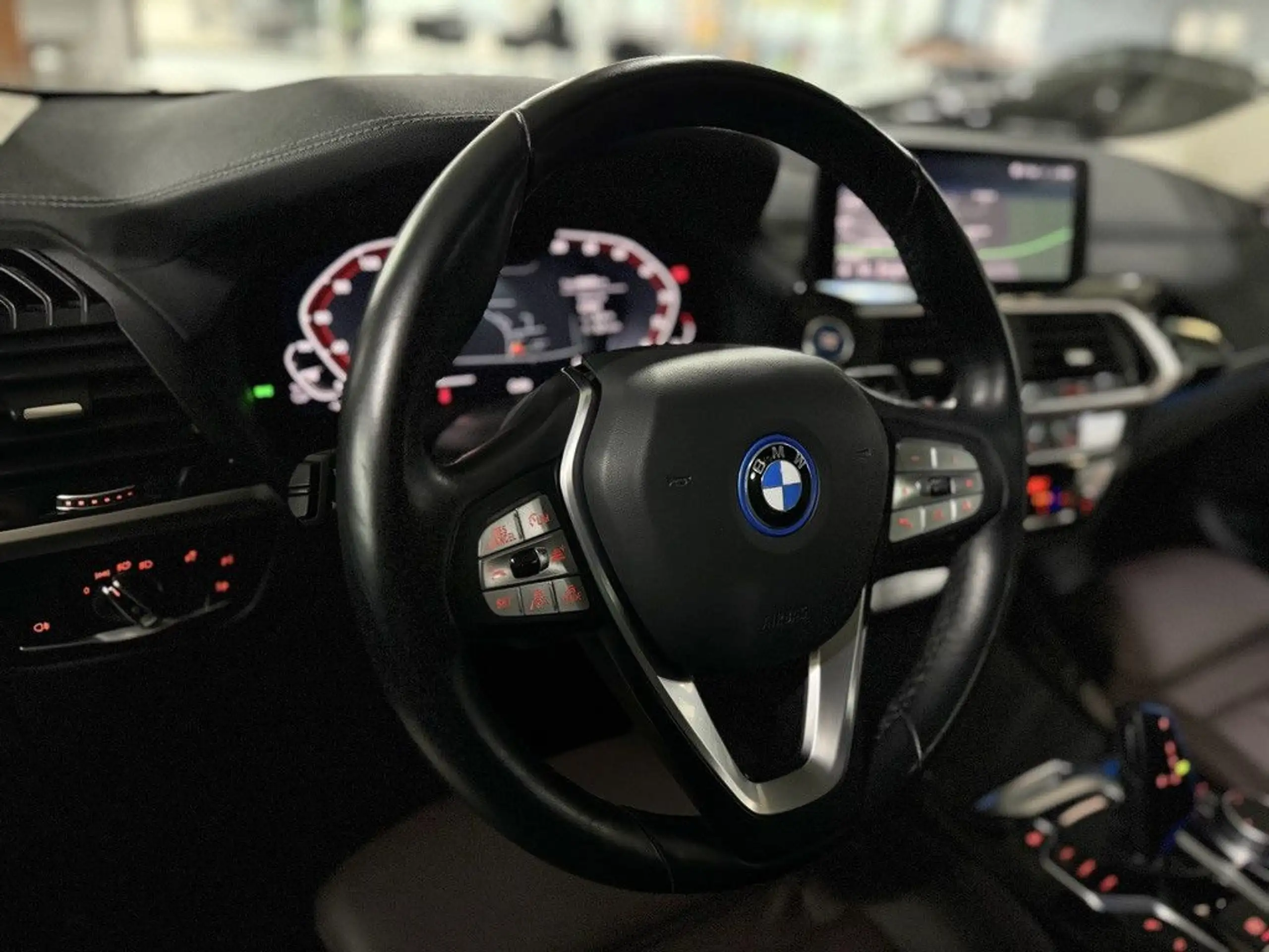 BMW - iX3