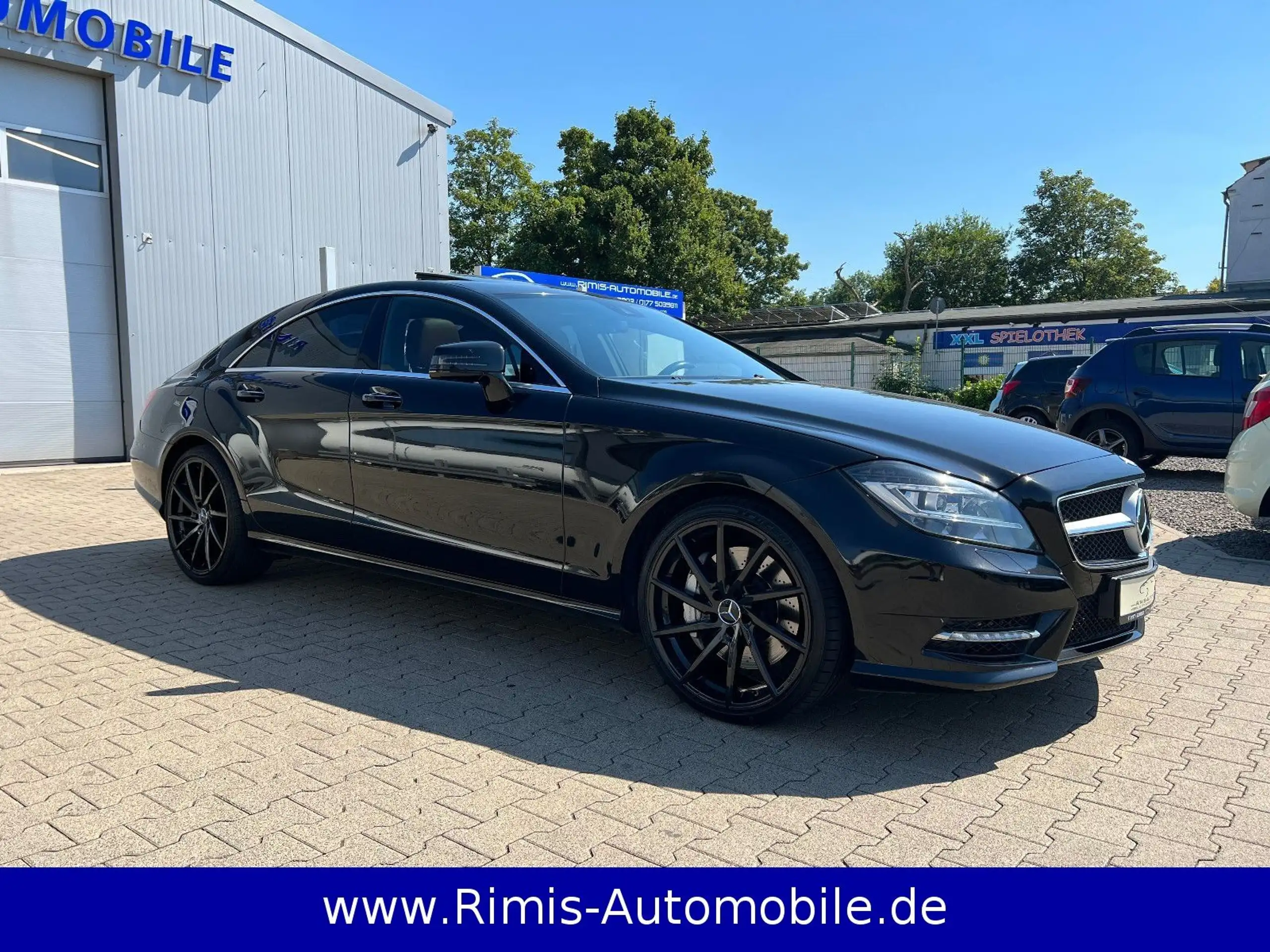 Mercedes-Benz - CLS 500