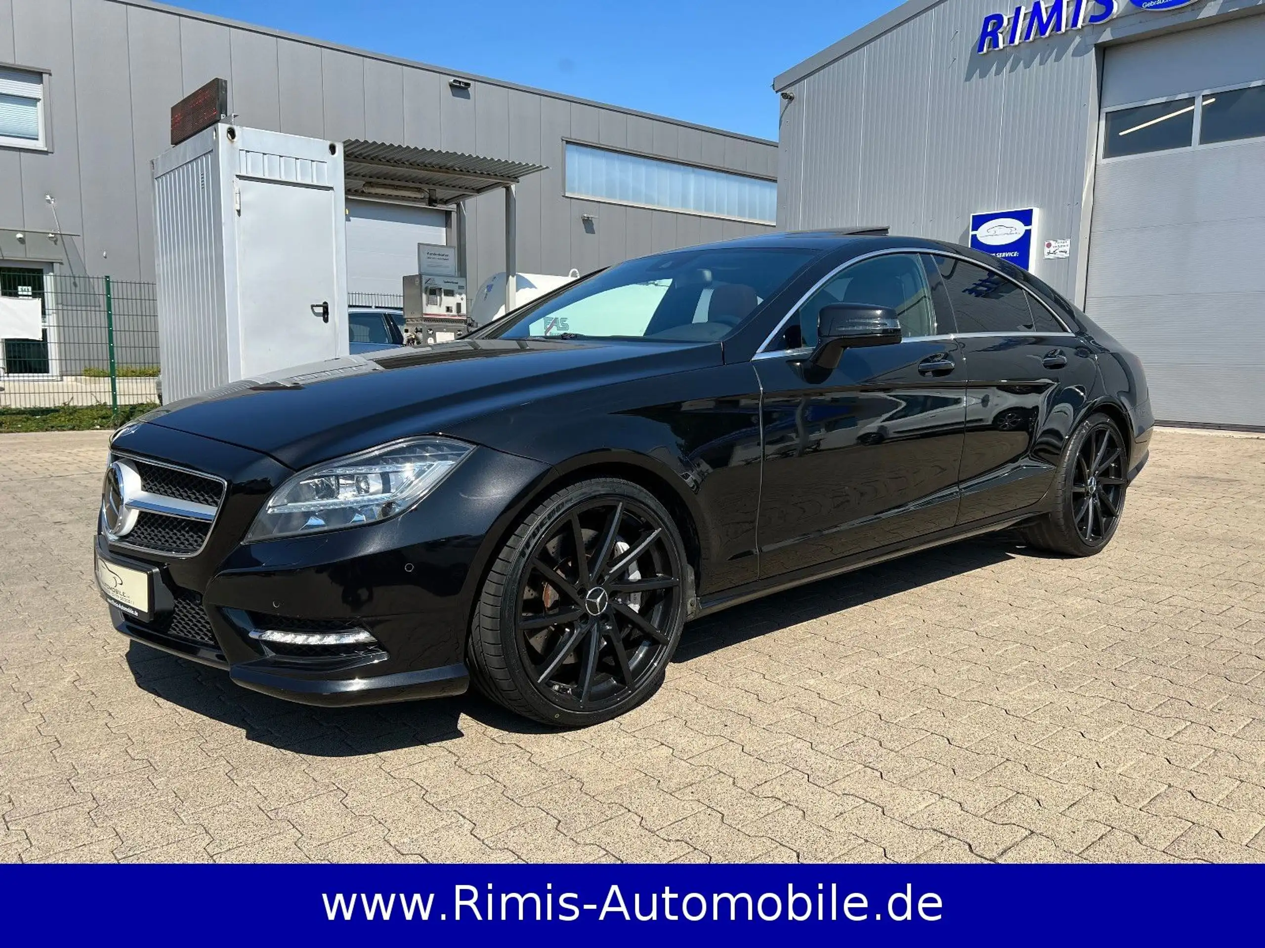 Mercedes-Benz - CLS 500