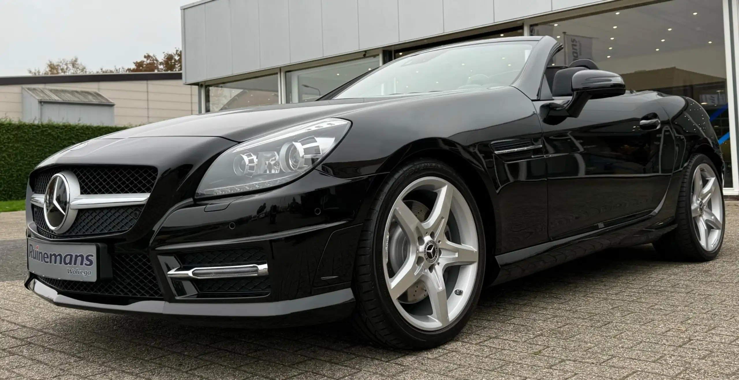 Mercedes-Benz - SLK 350