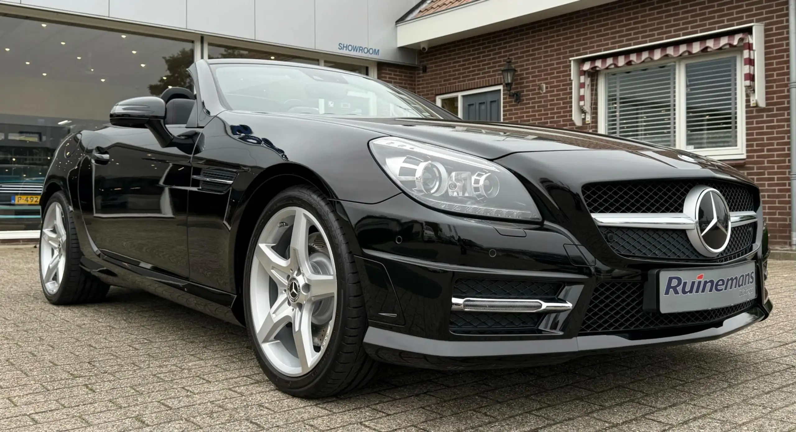 Mercedes-Benz - SLK 350