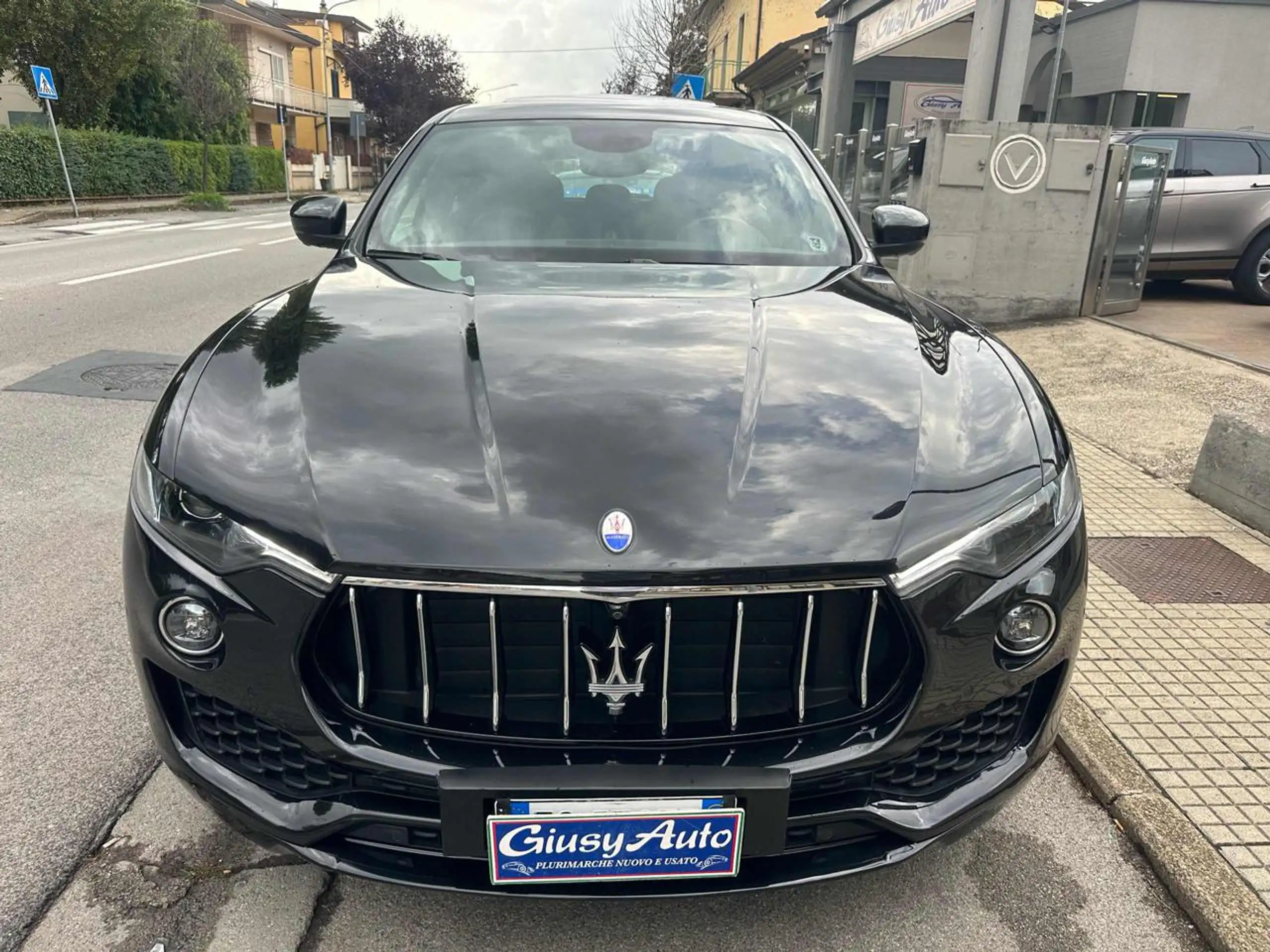 Maserati - Levante