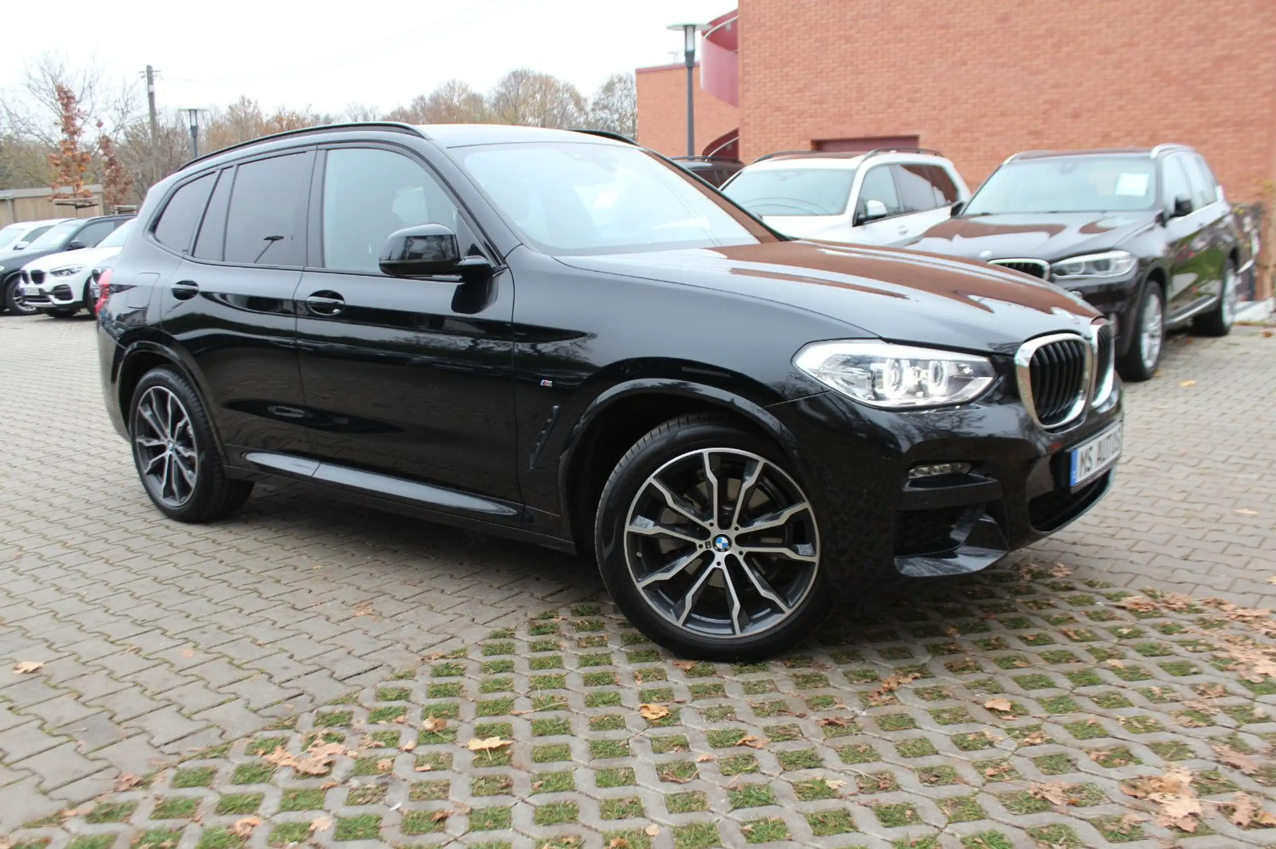 BMW - X3