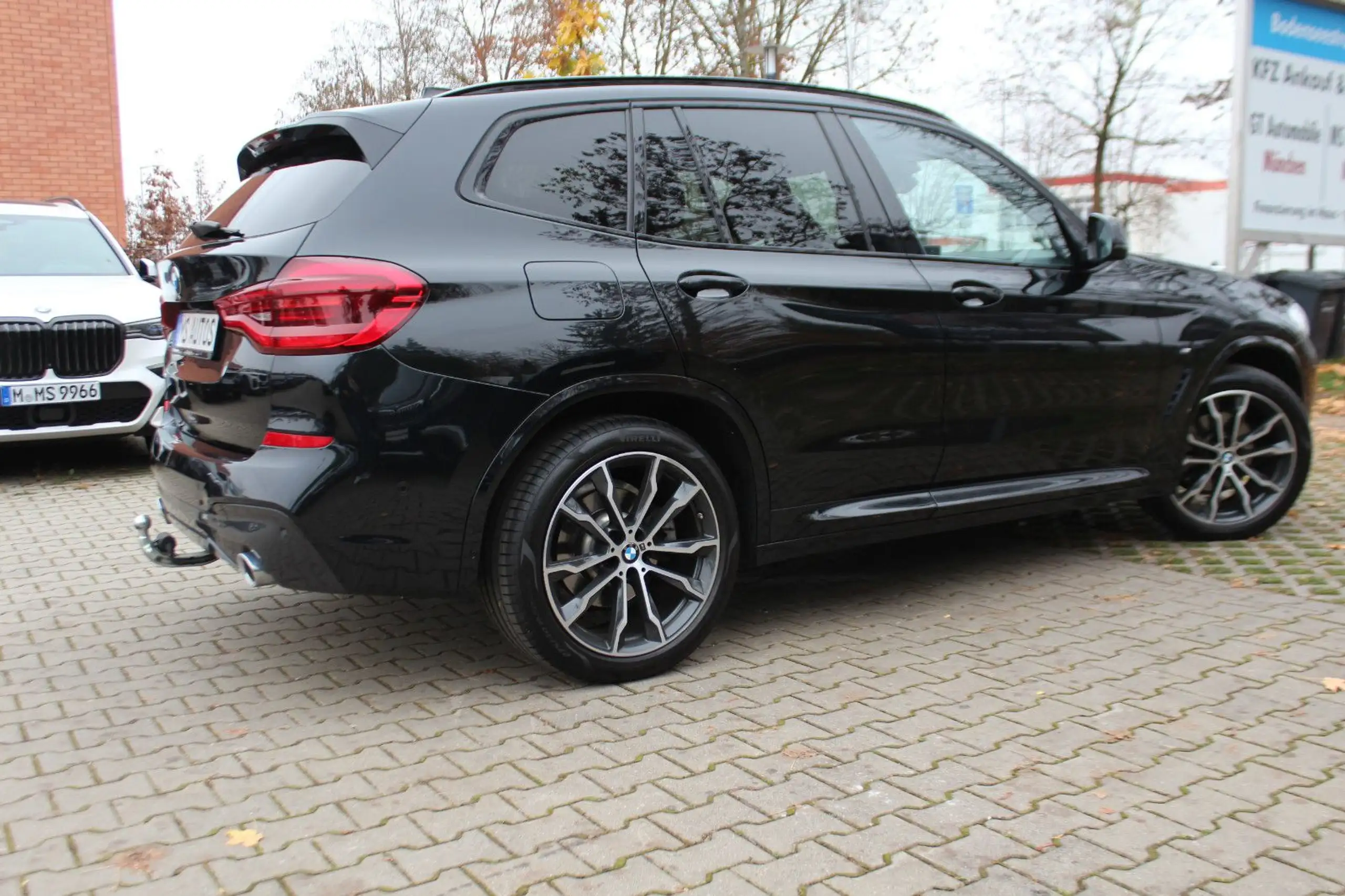 BMW - X3