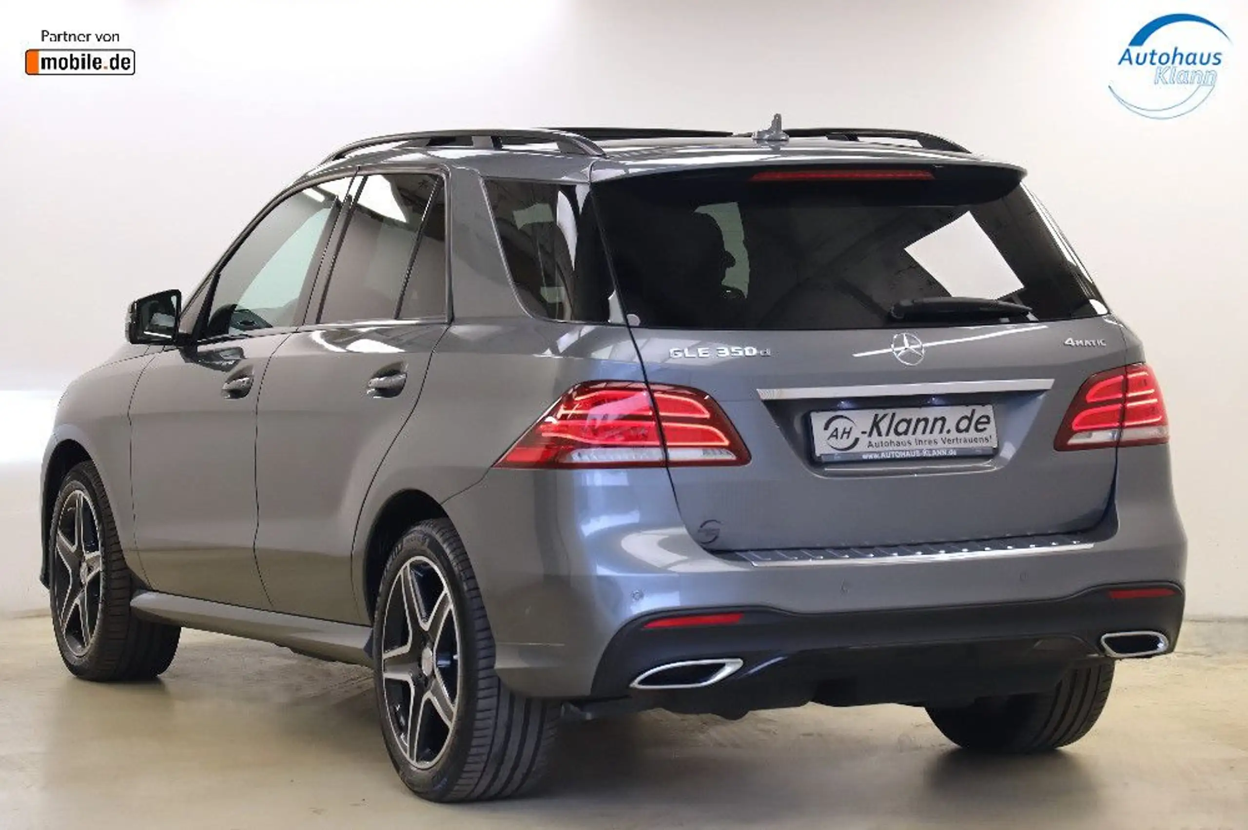 Mercedes-Benz - GLE 350