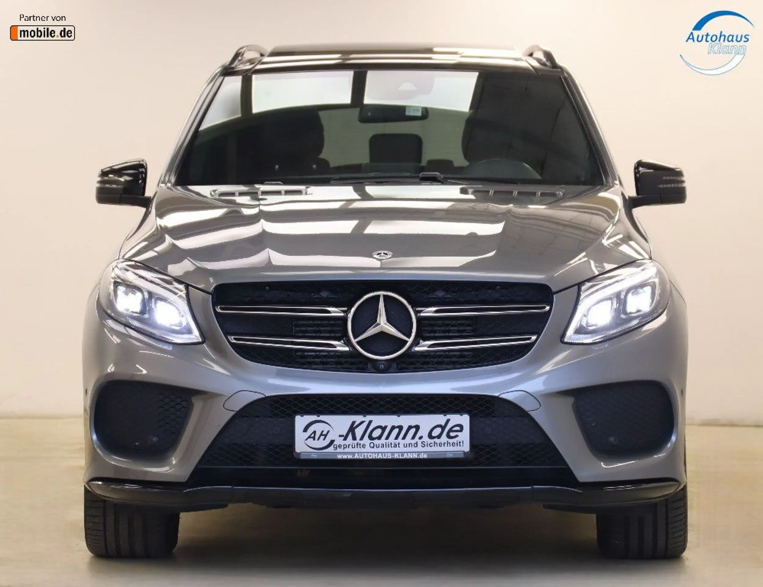 Mercedes-Benz - GLE 350