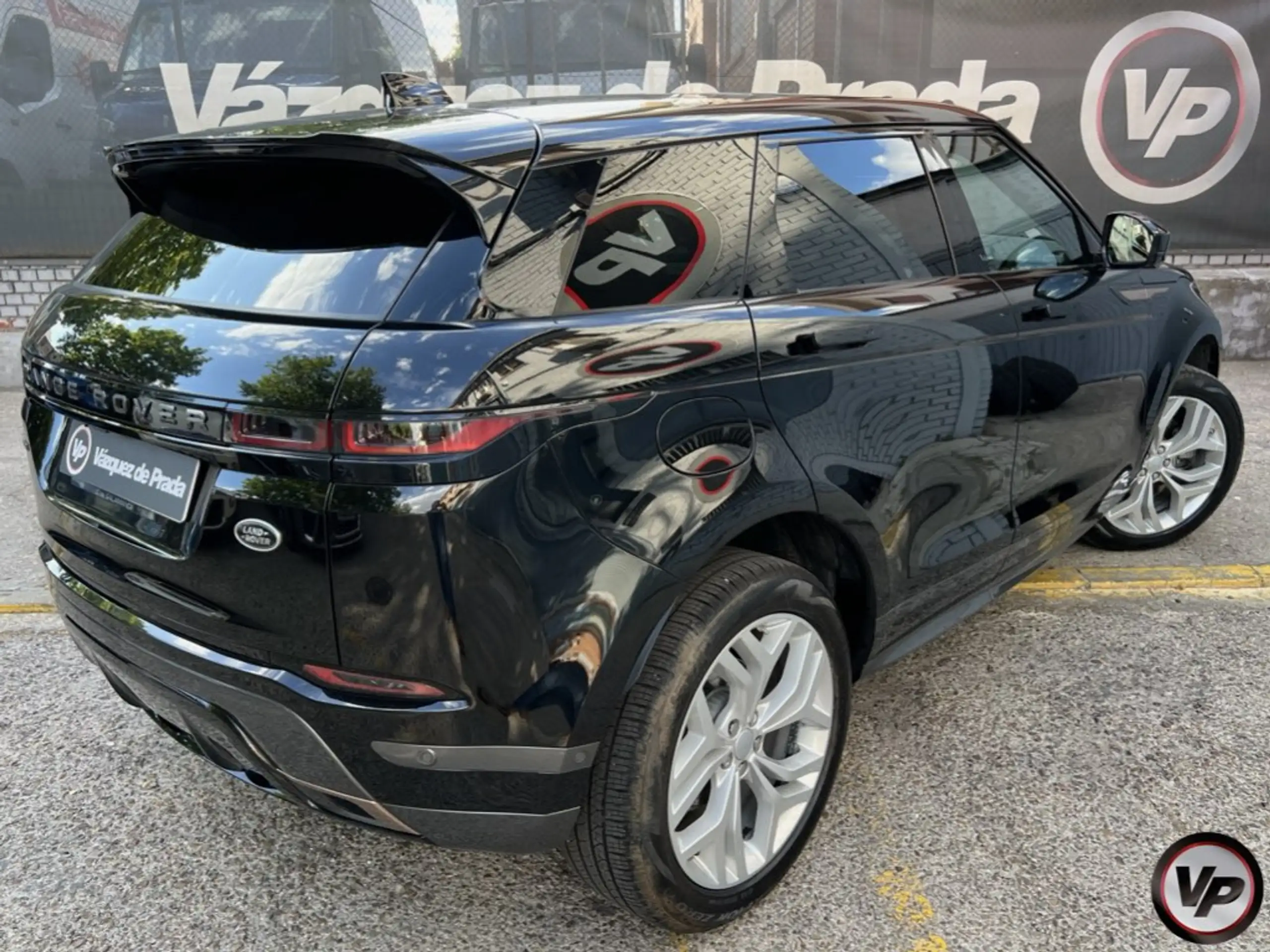 Land Rover - Range Rover Evoque