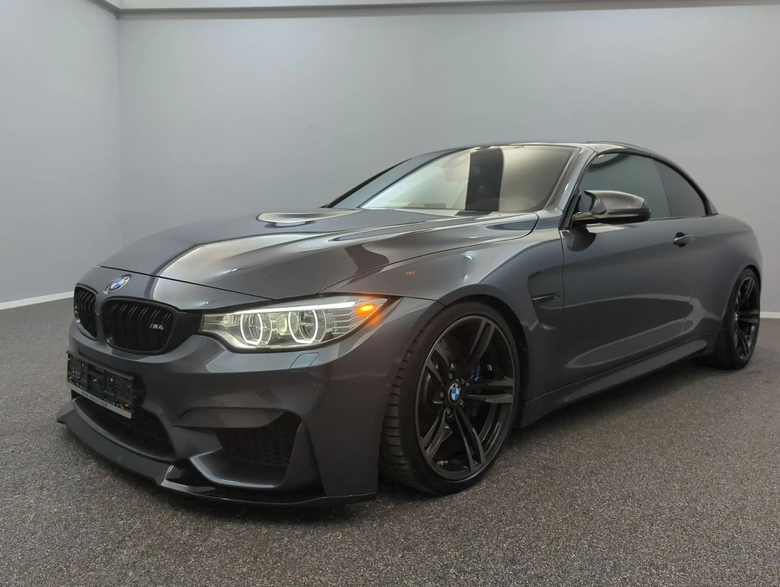 BMW M4 2015