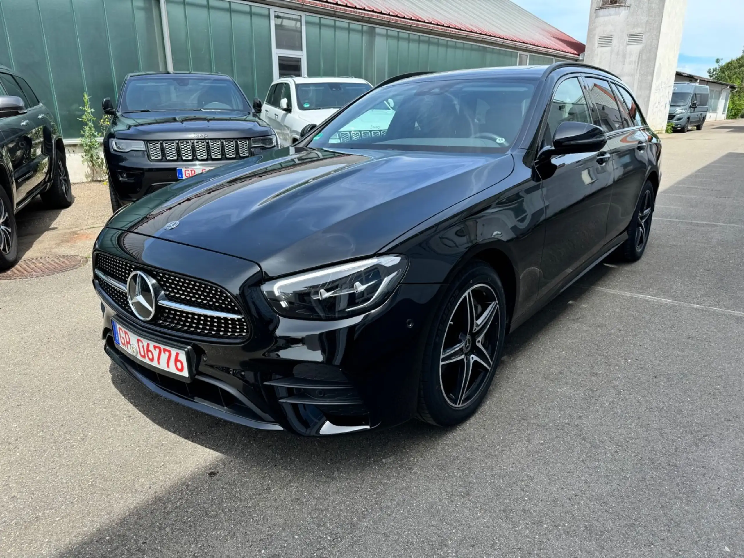 Mercedes-Benz - E 300