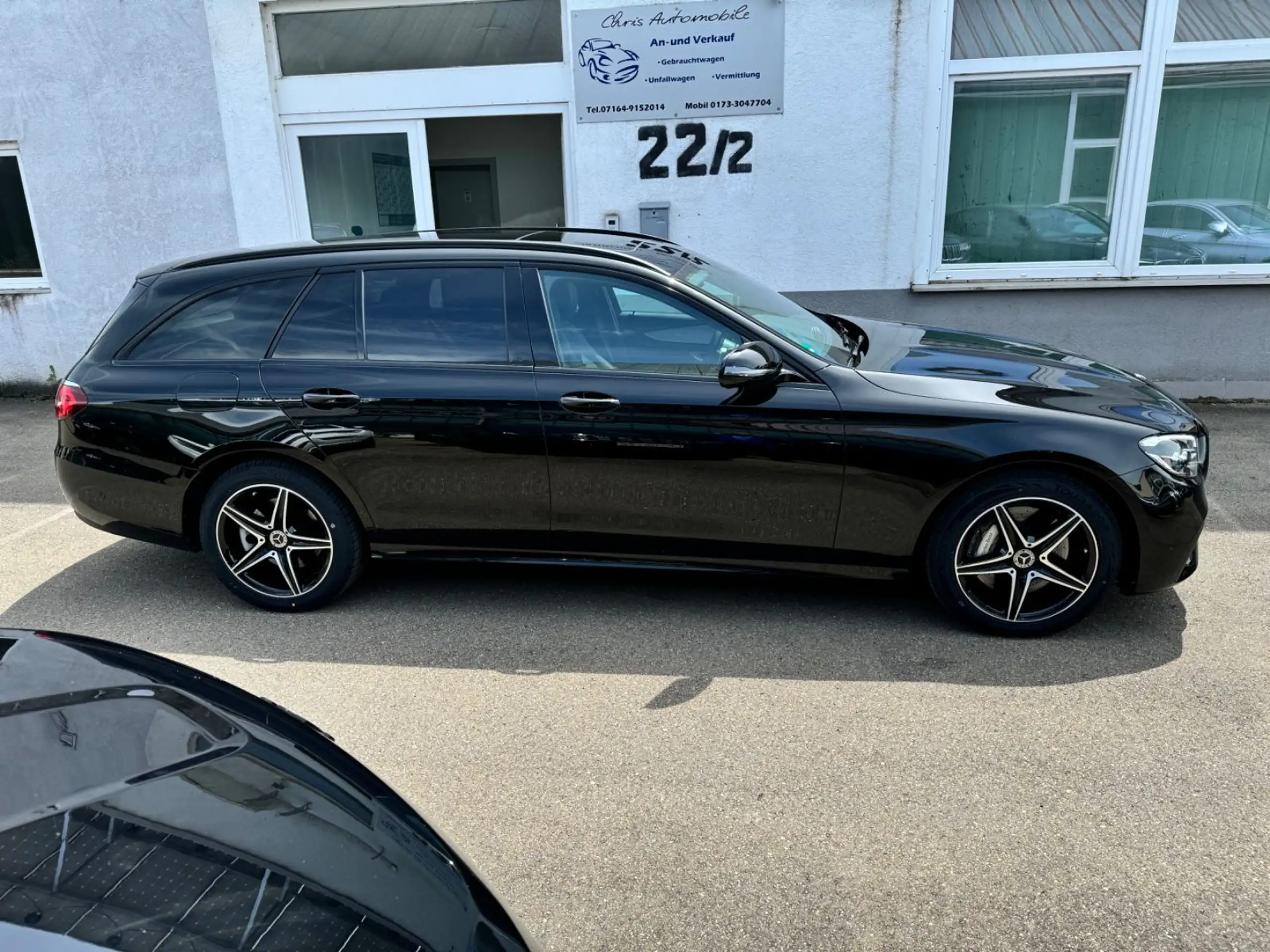 Mercedes-Benz - E 300