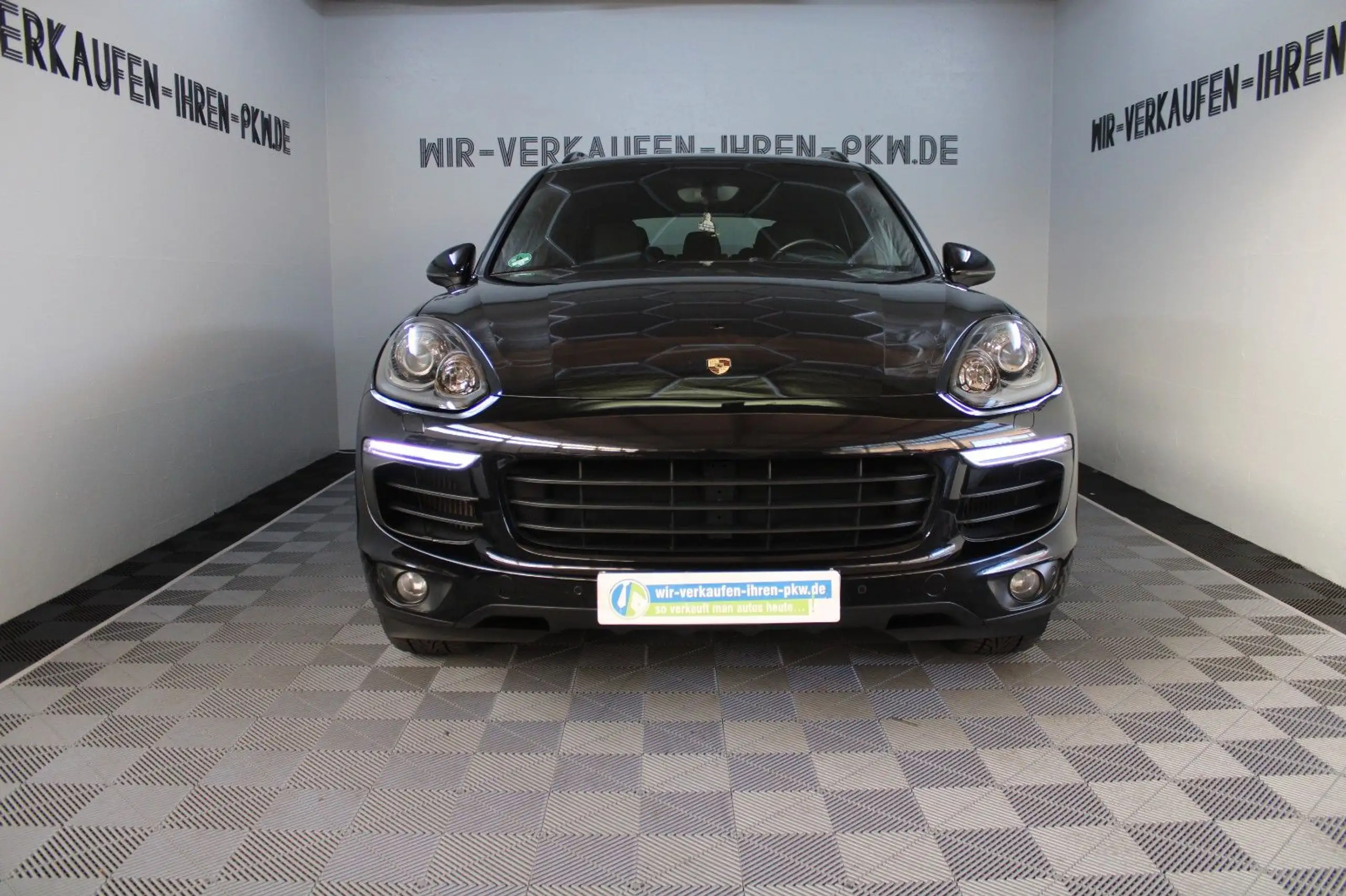 Porsche - Cayenne