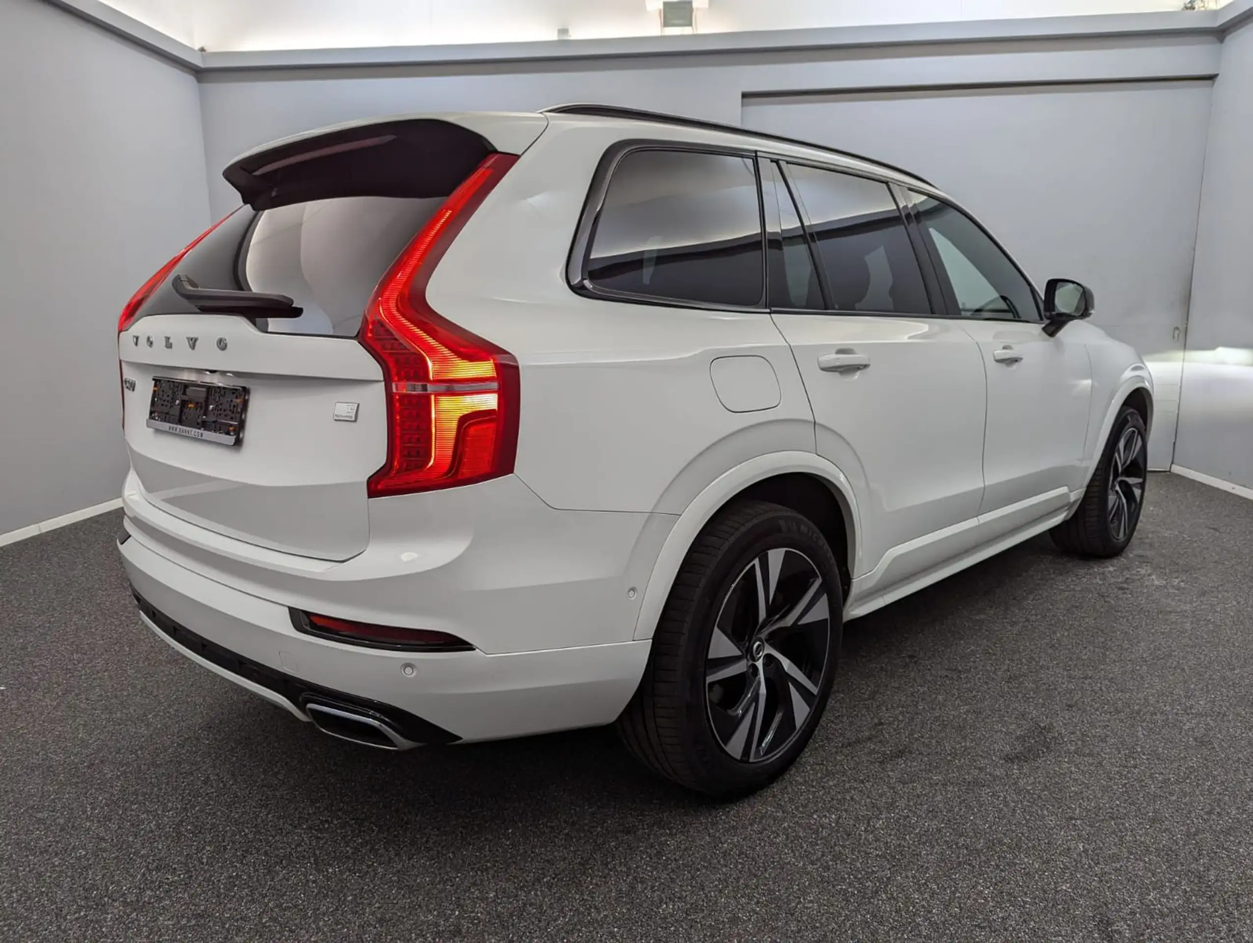 Volvo - XC90