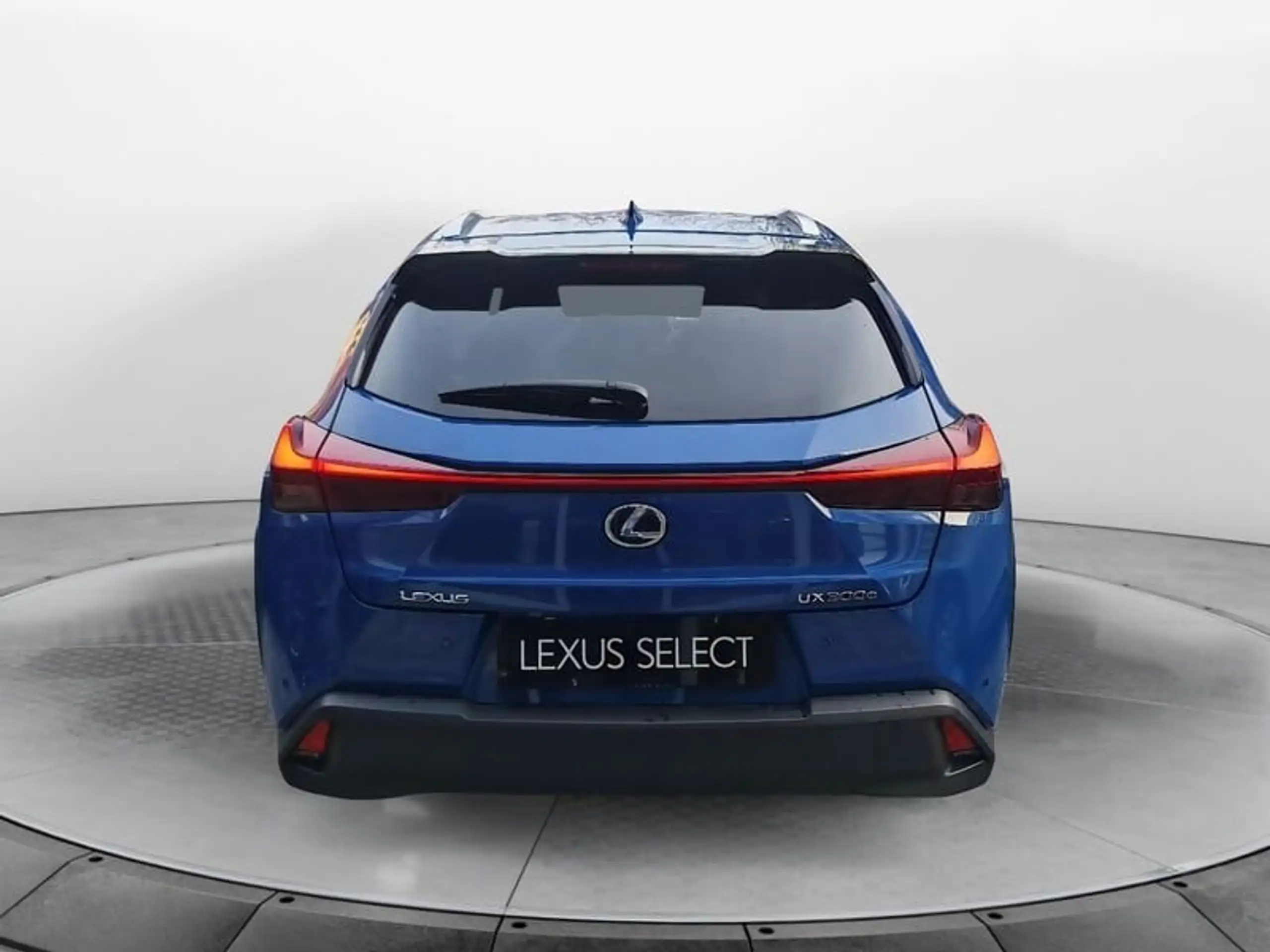 Lexus - UX 300e