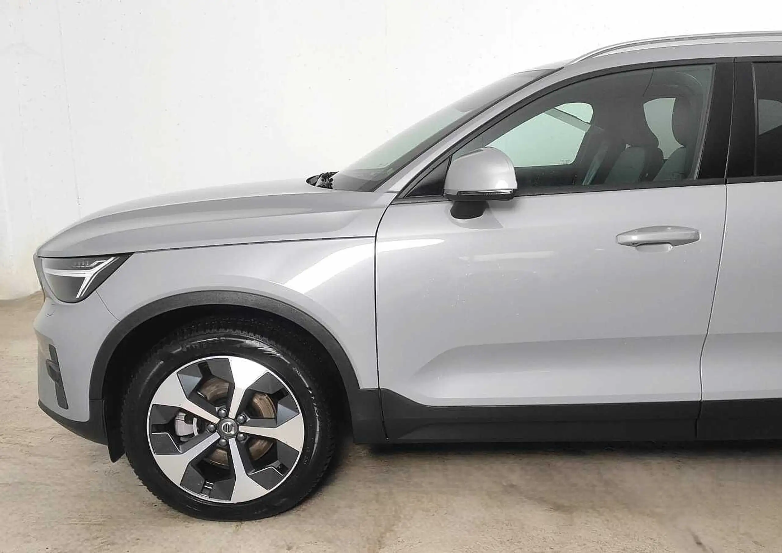 Volvo - XC40