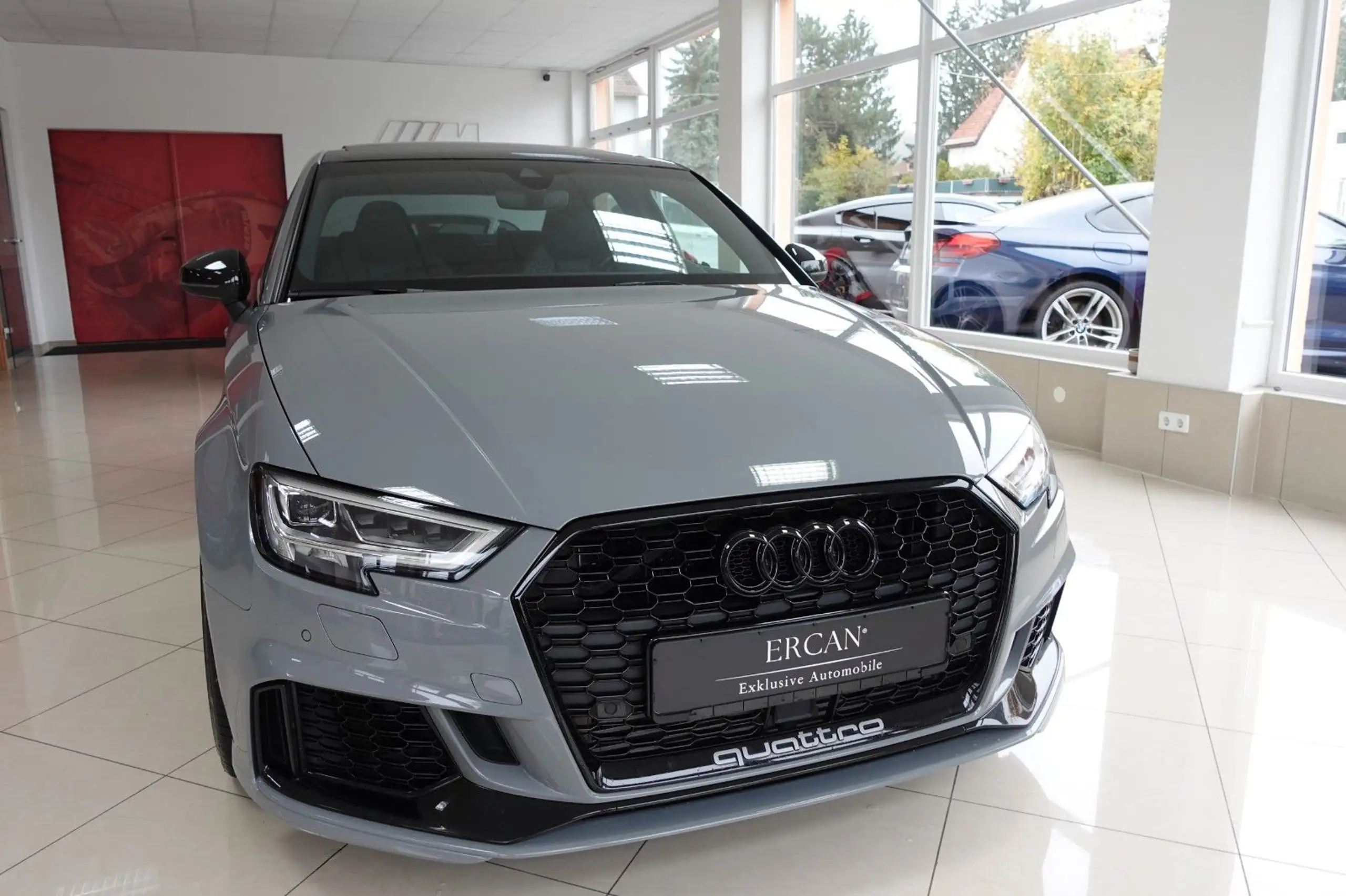 Audi - RS3