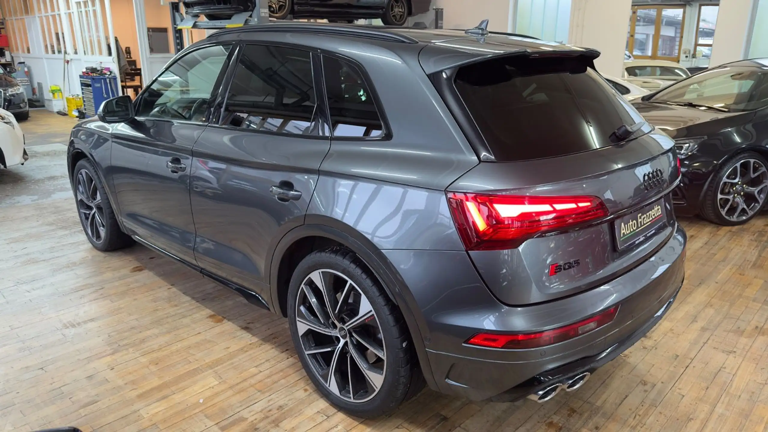 Audi - SQ5