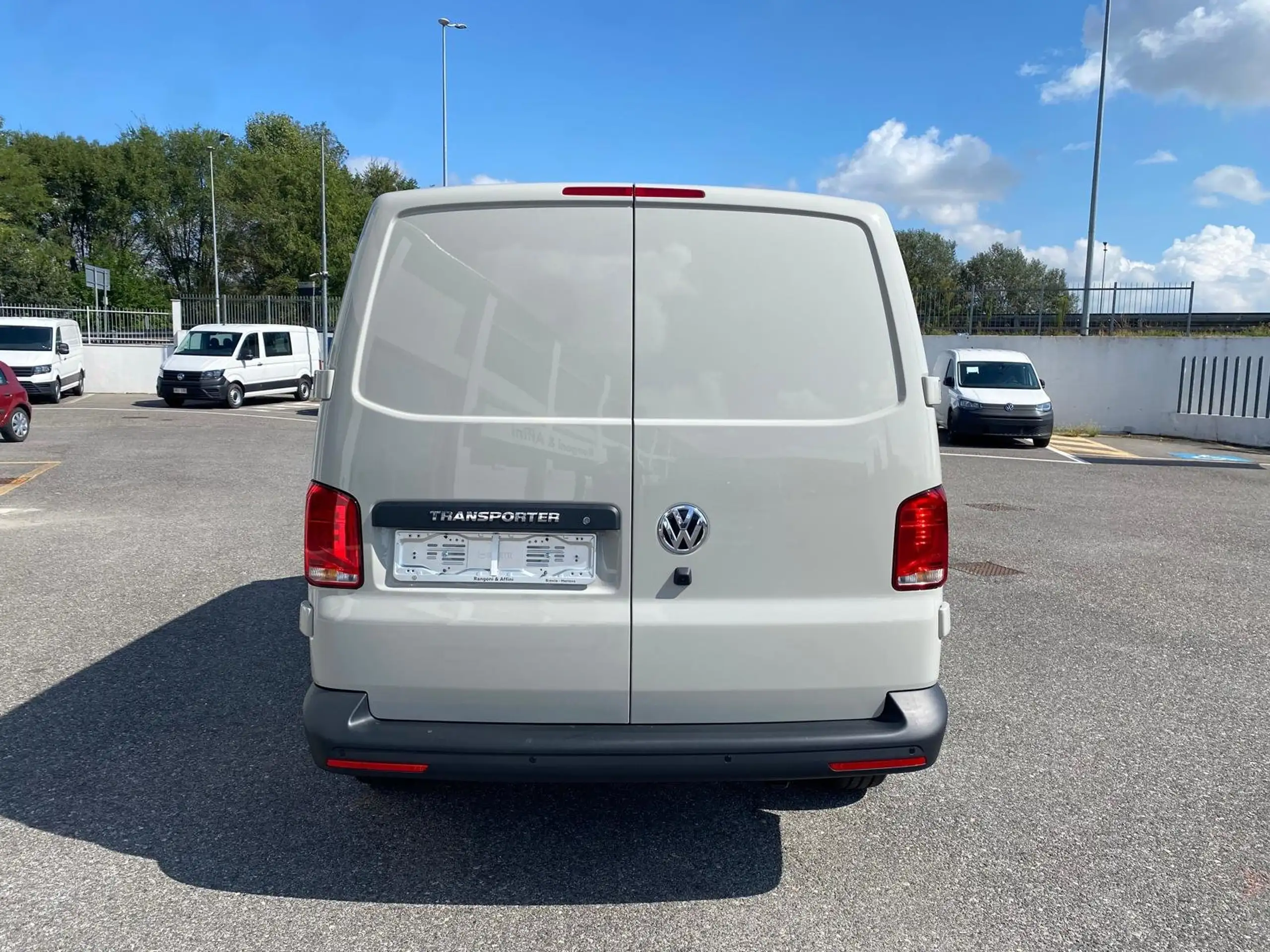 Volkswagen - T6.1 Transporter