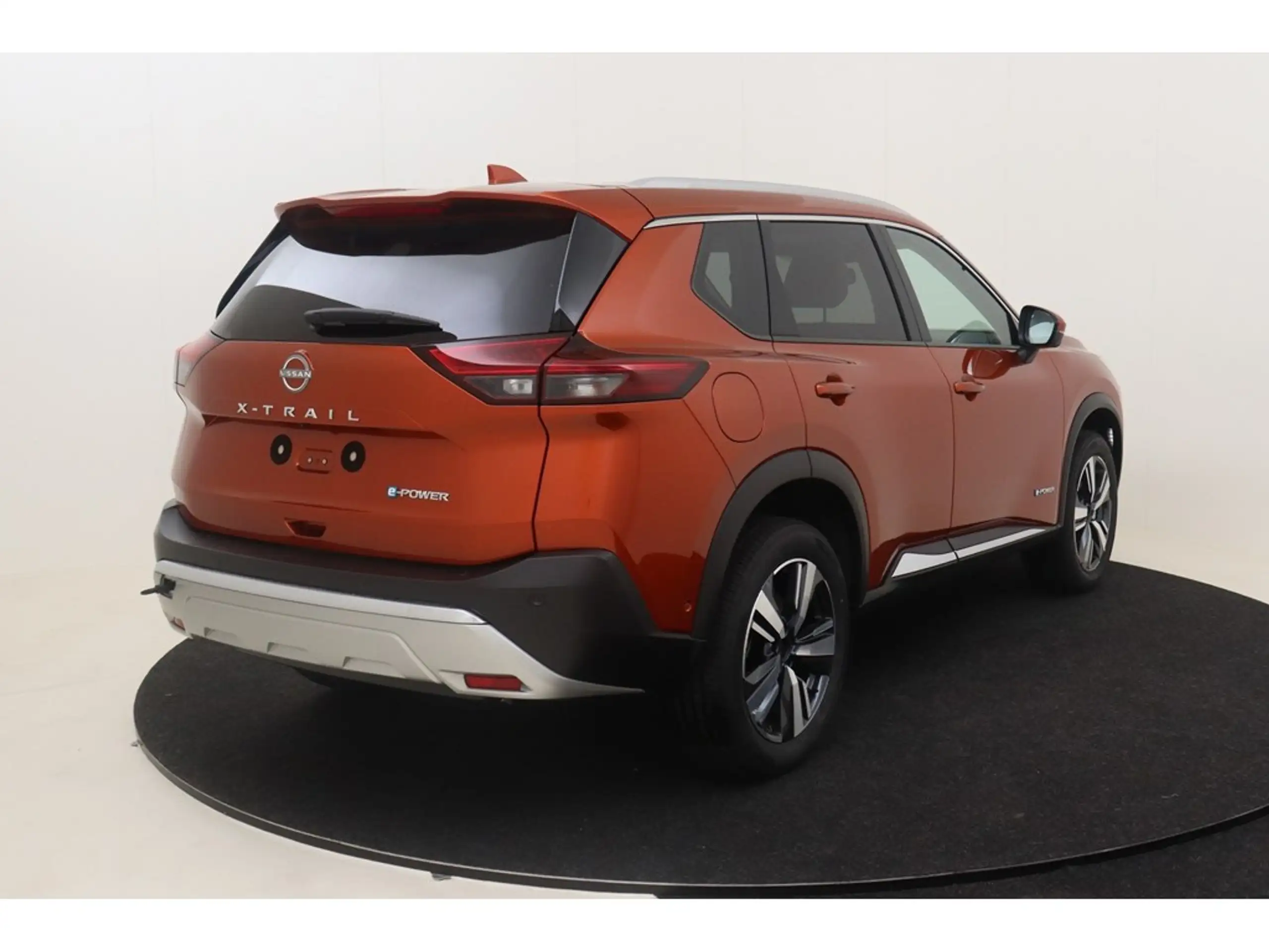 Nissan - X-Trail