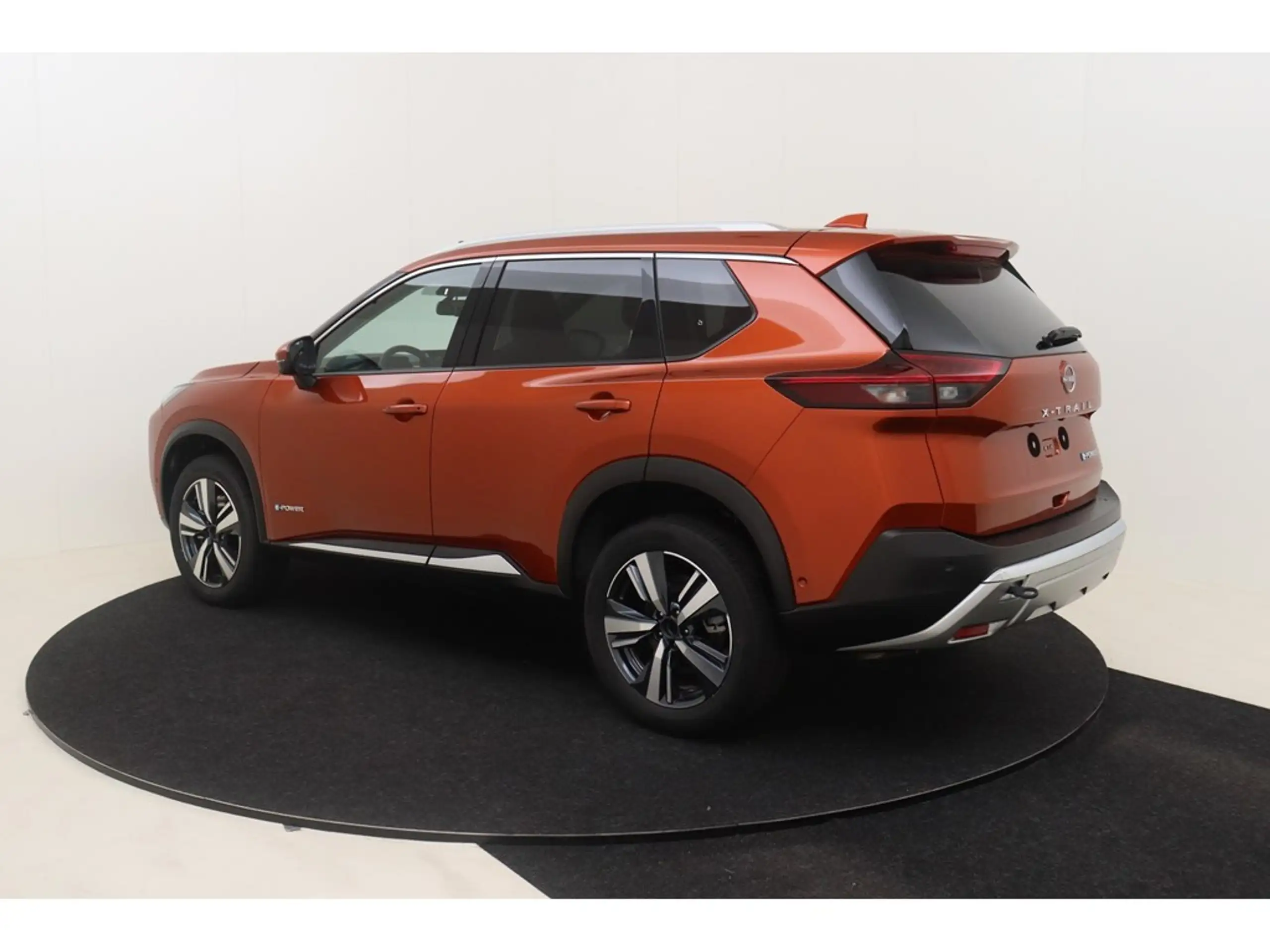 Nissan - X-Trail