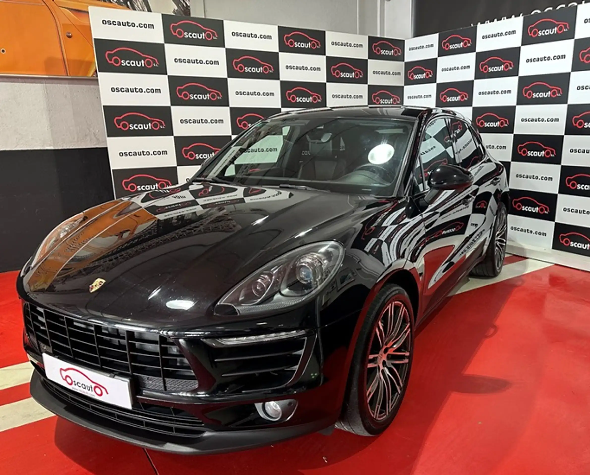 Porsche - Macan