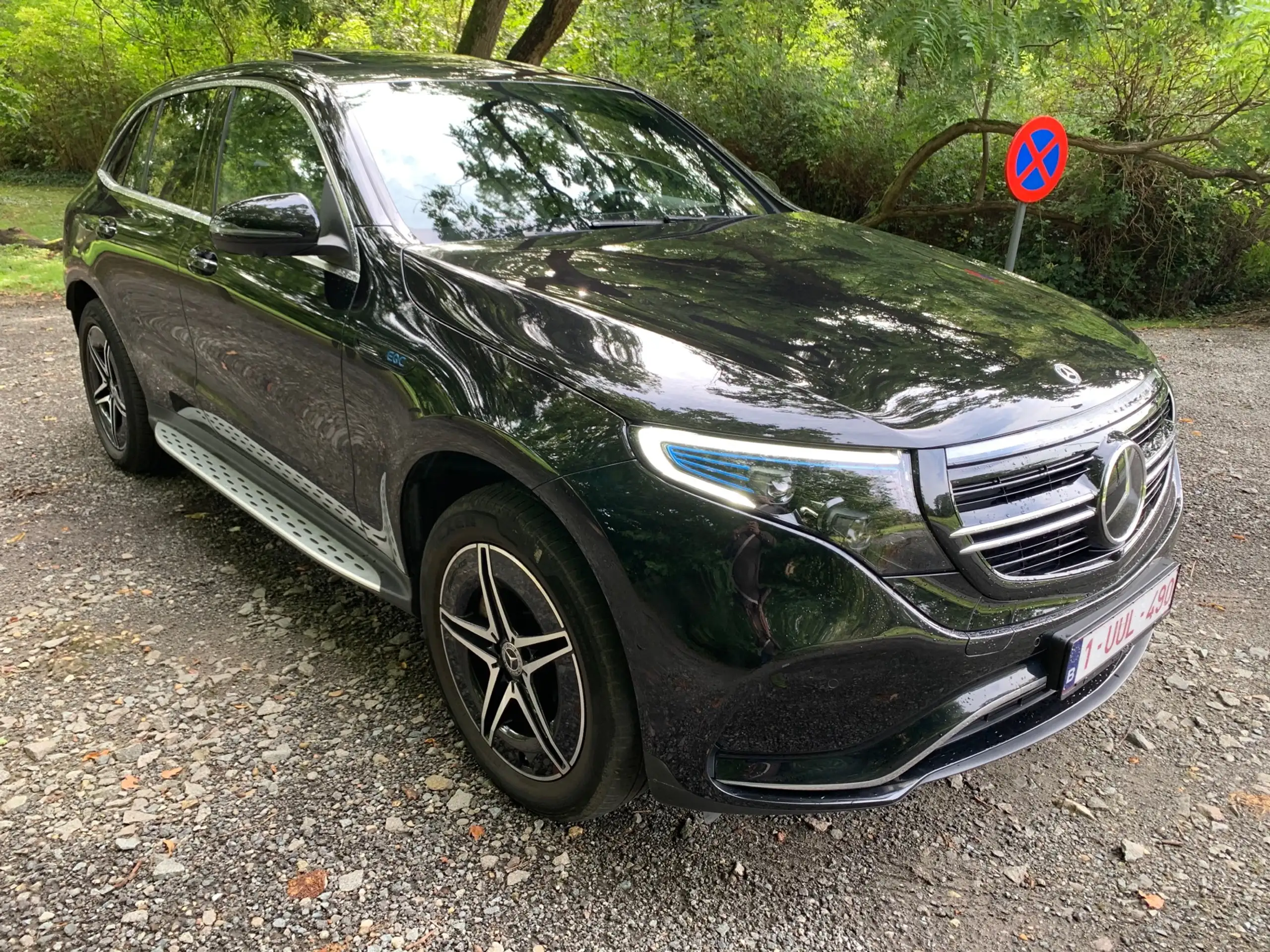 Mercedes-Benz - EQC 400