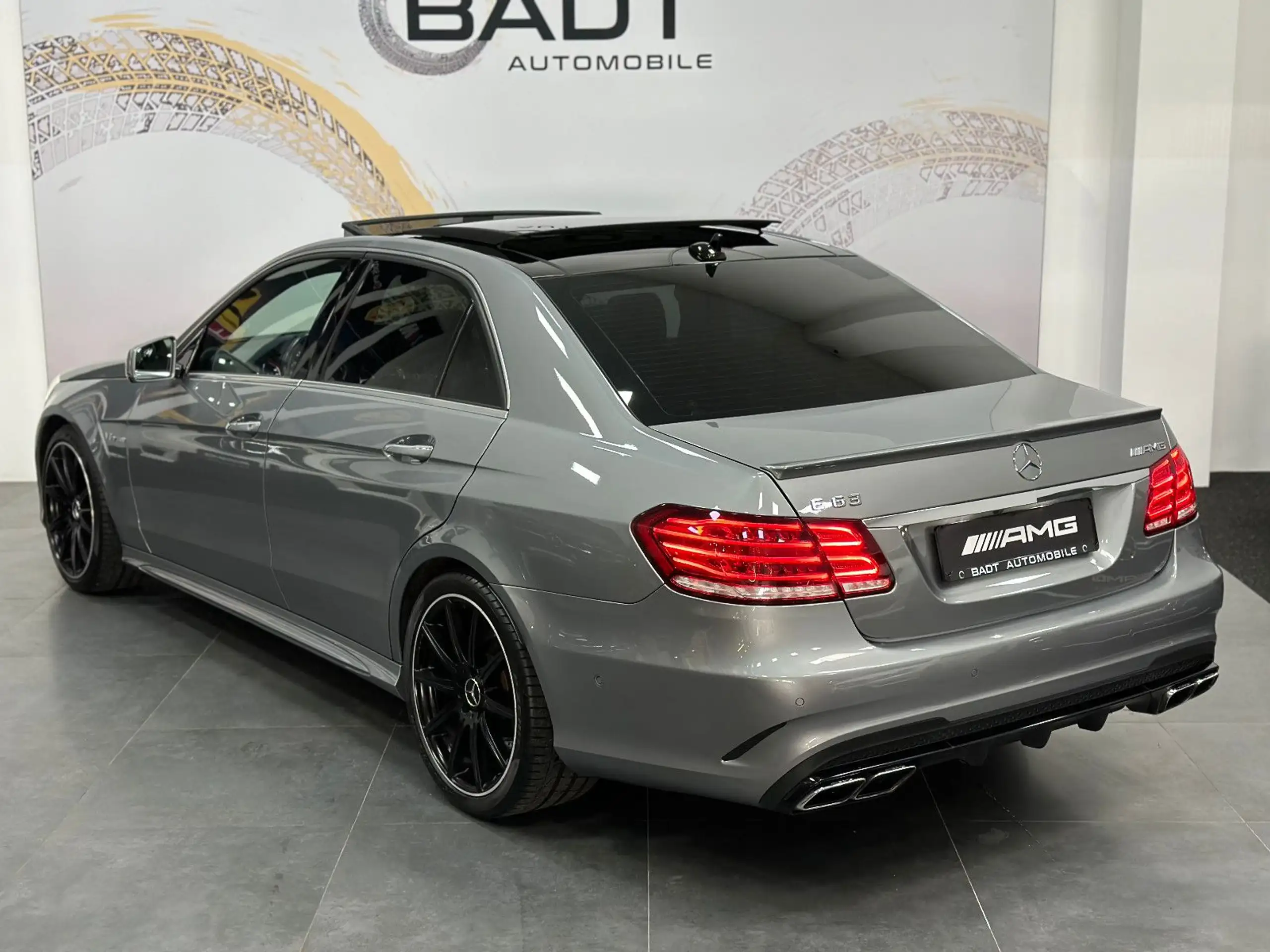 Mercedes-Benz - E 63 AMG