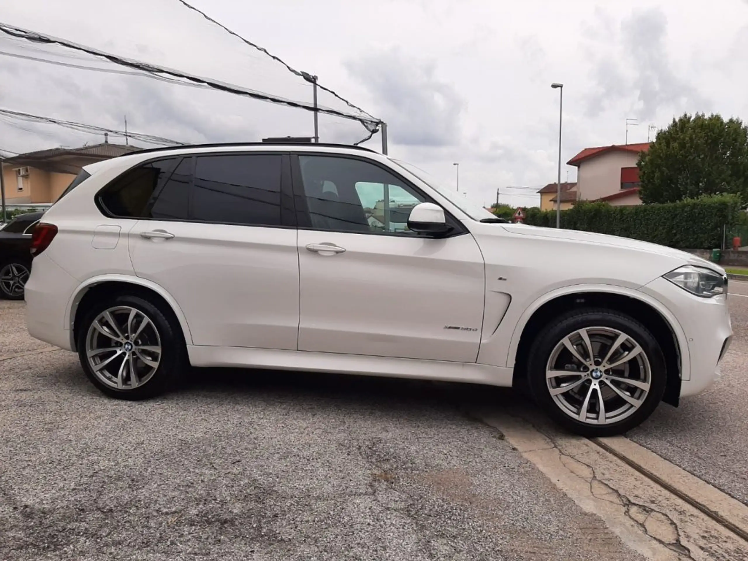 BMW - X5