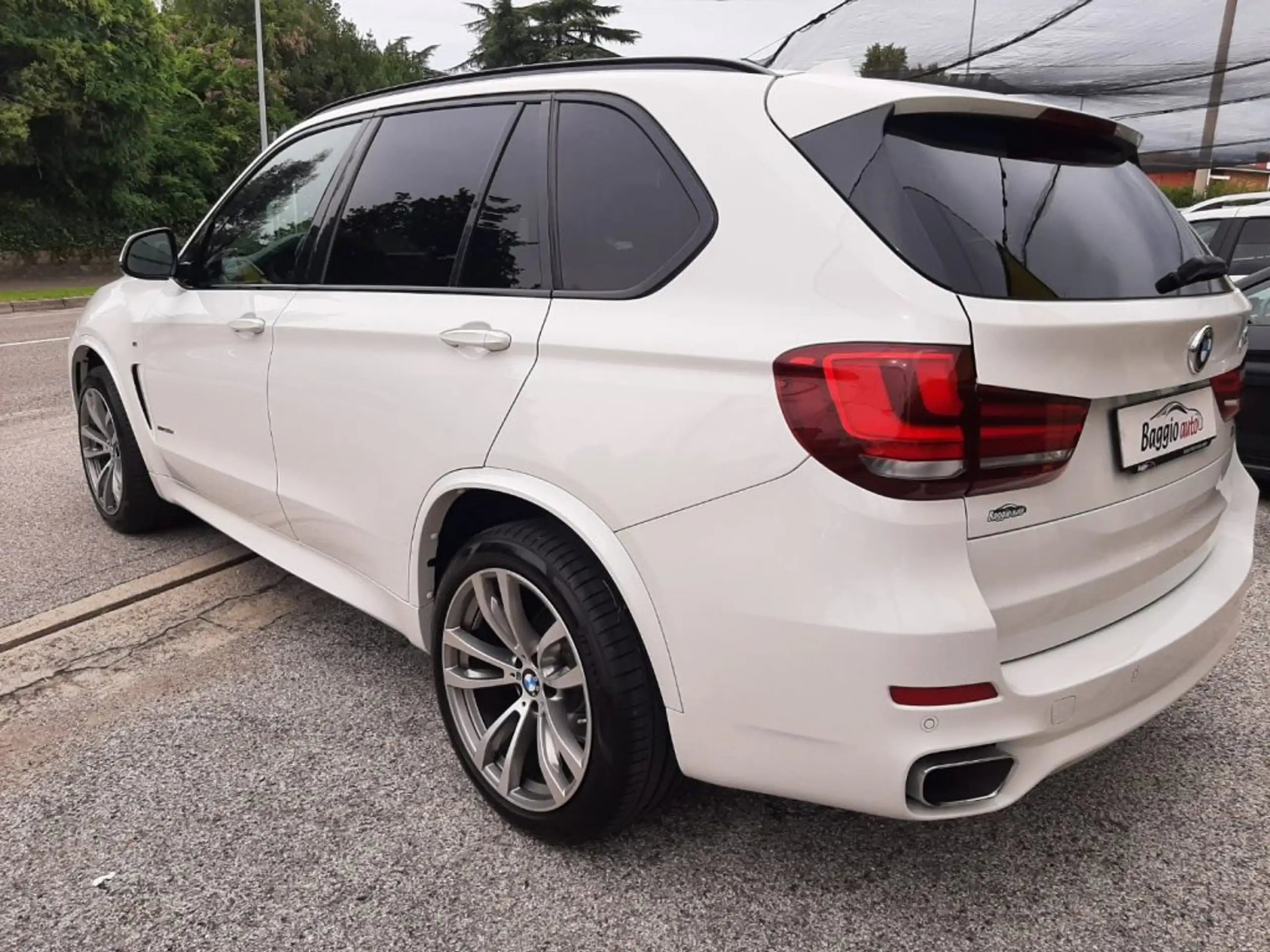 BMW - X5