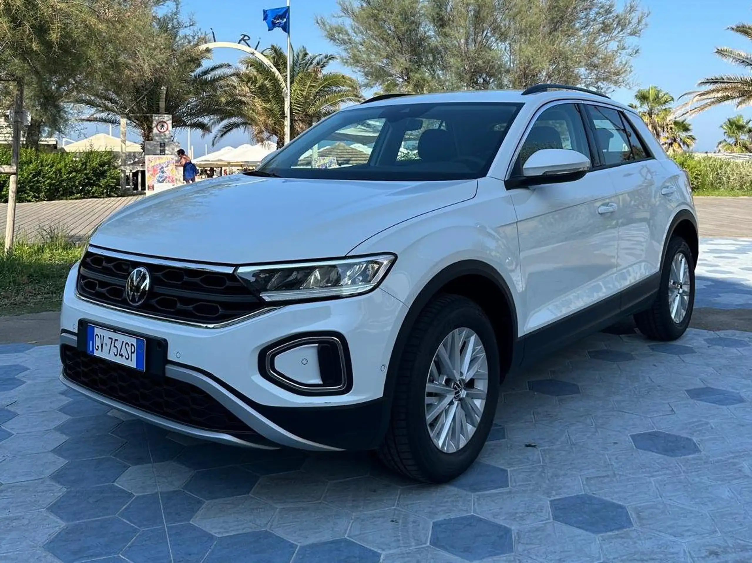 Volkswagen - T-Roc