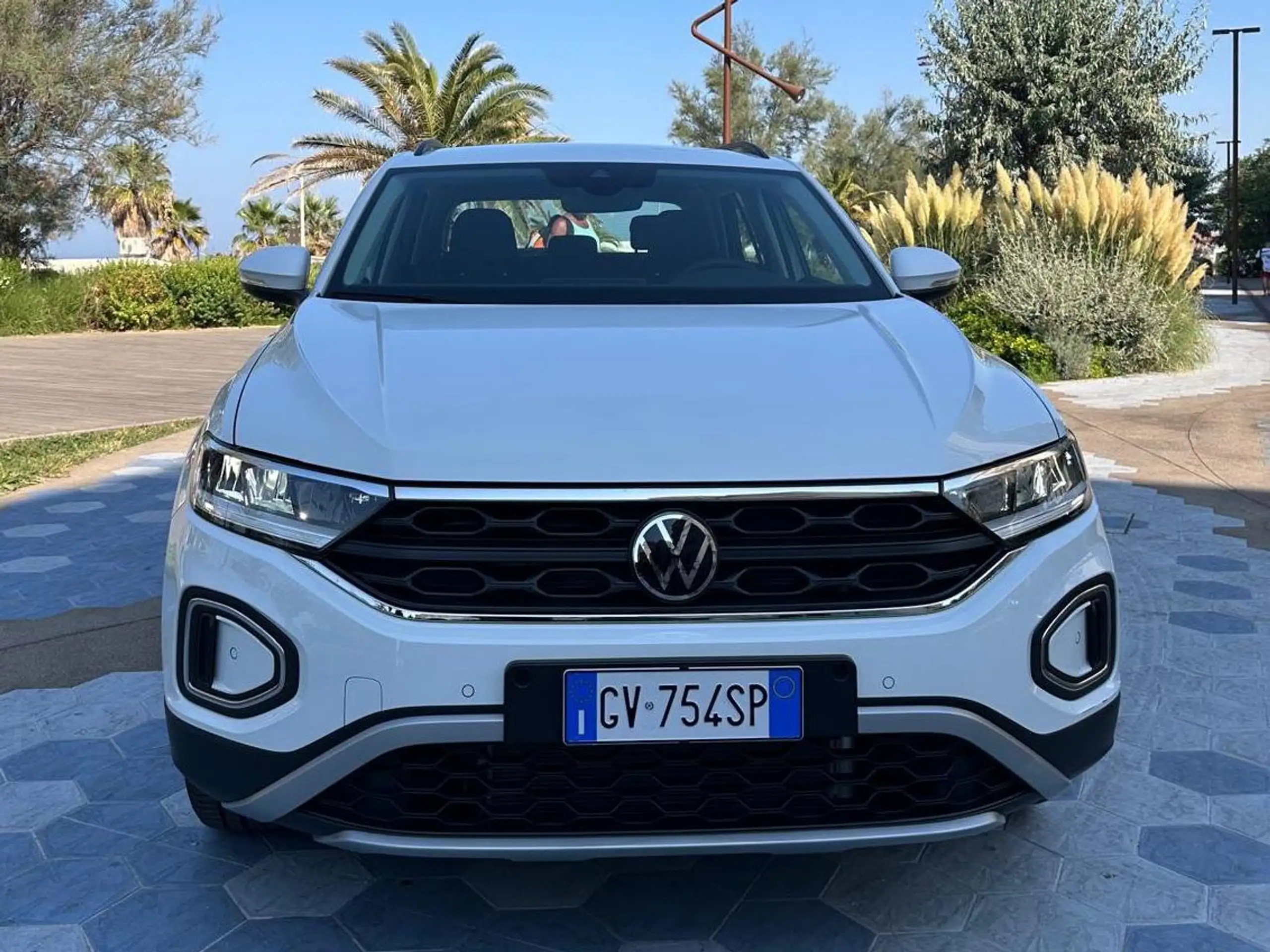 Volkswagen - T-Roc