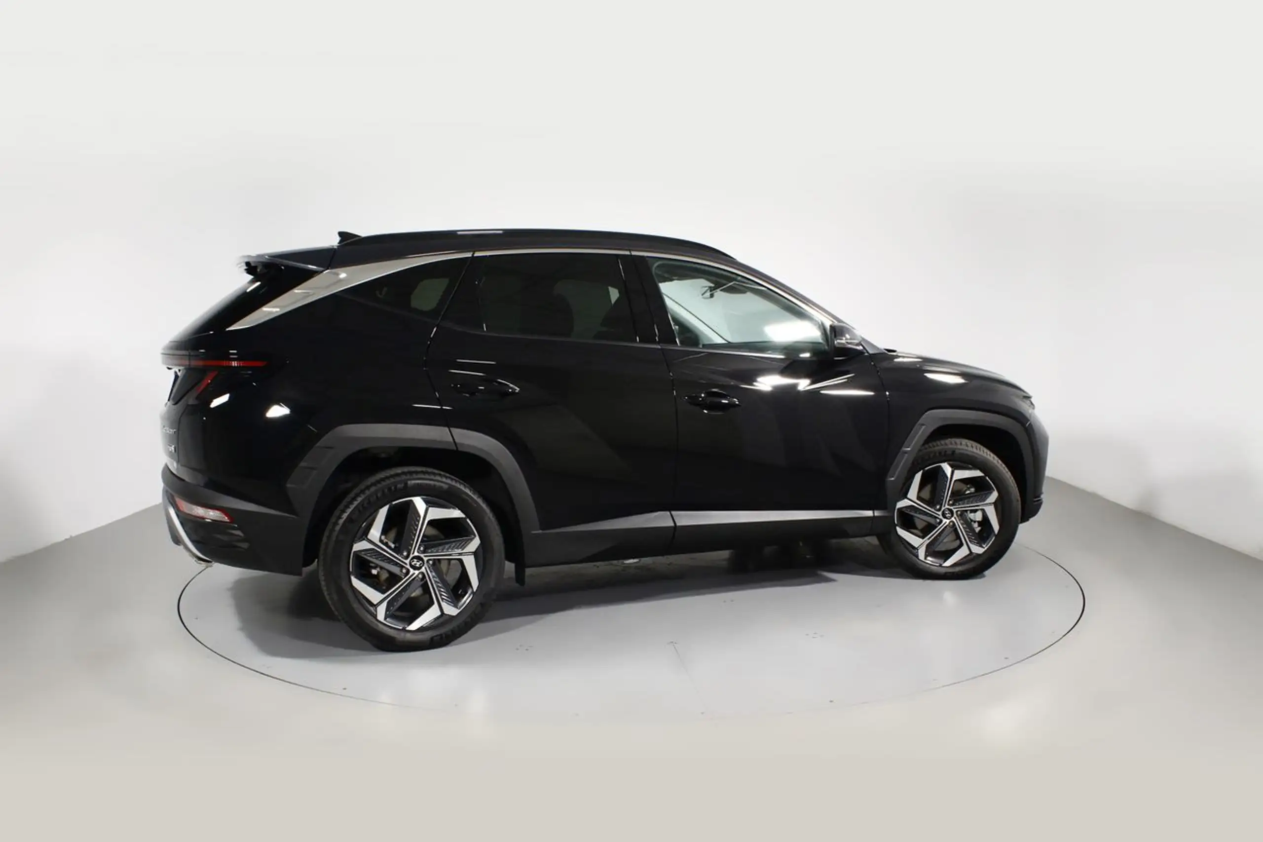 Hyundai - TUCSON