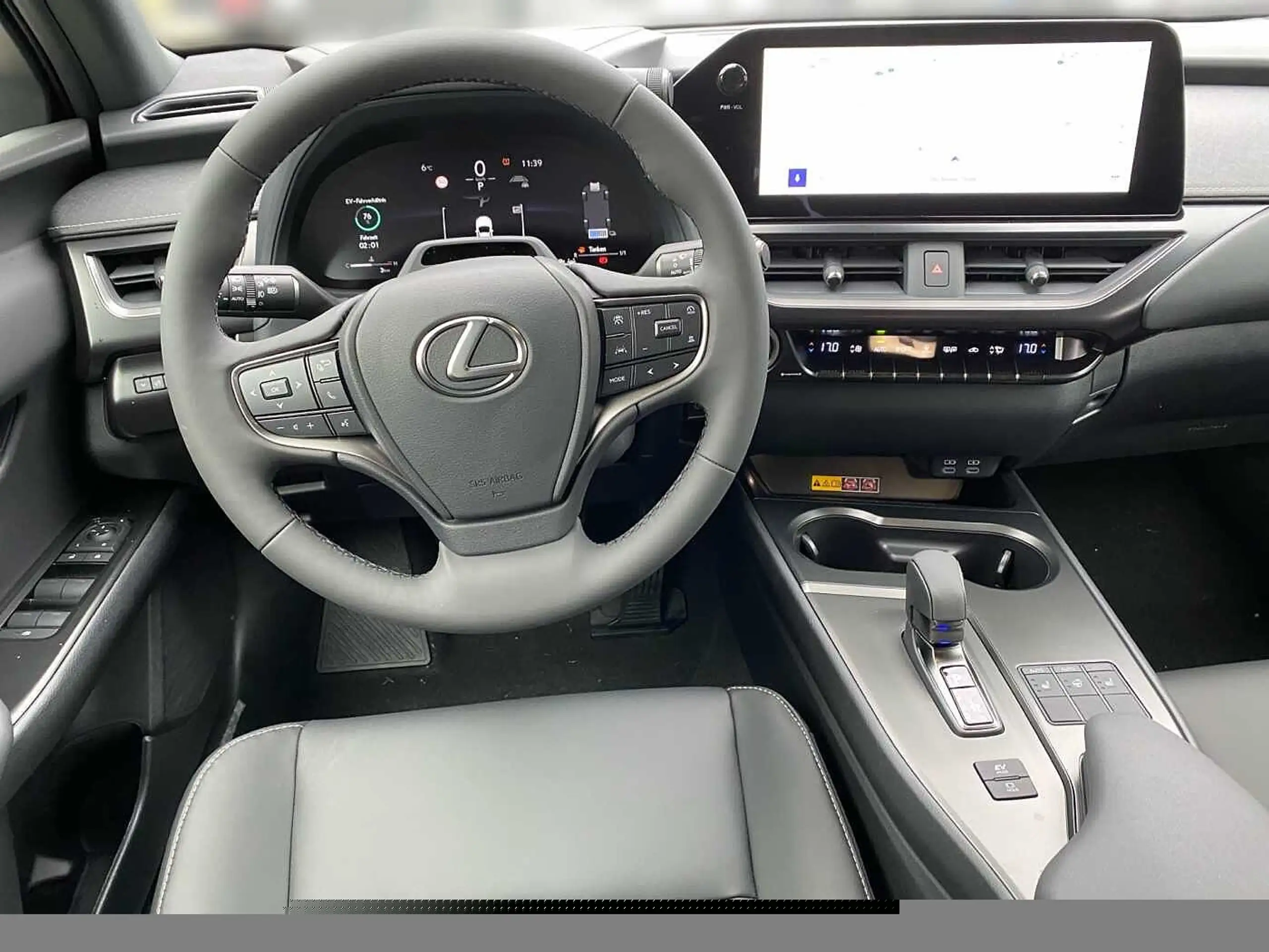 Lexus - UX 300h