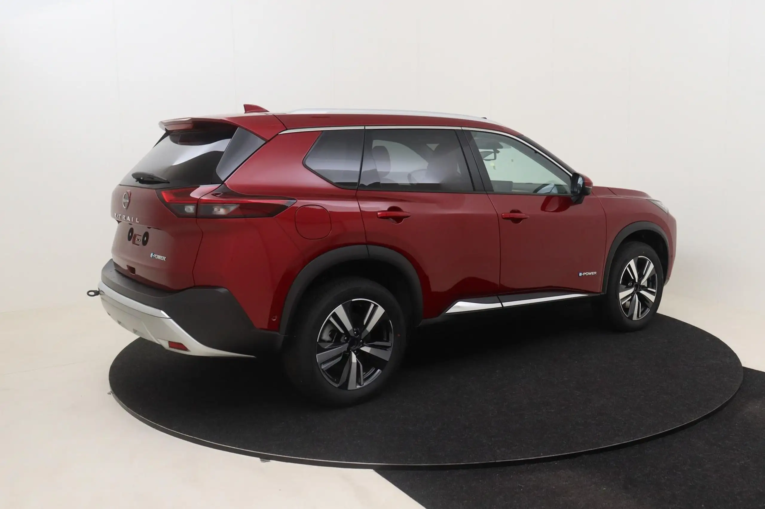 Nissan - X-Trail