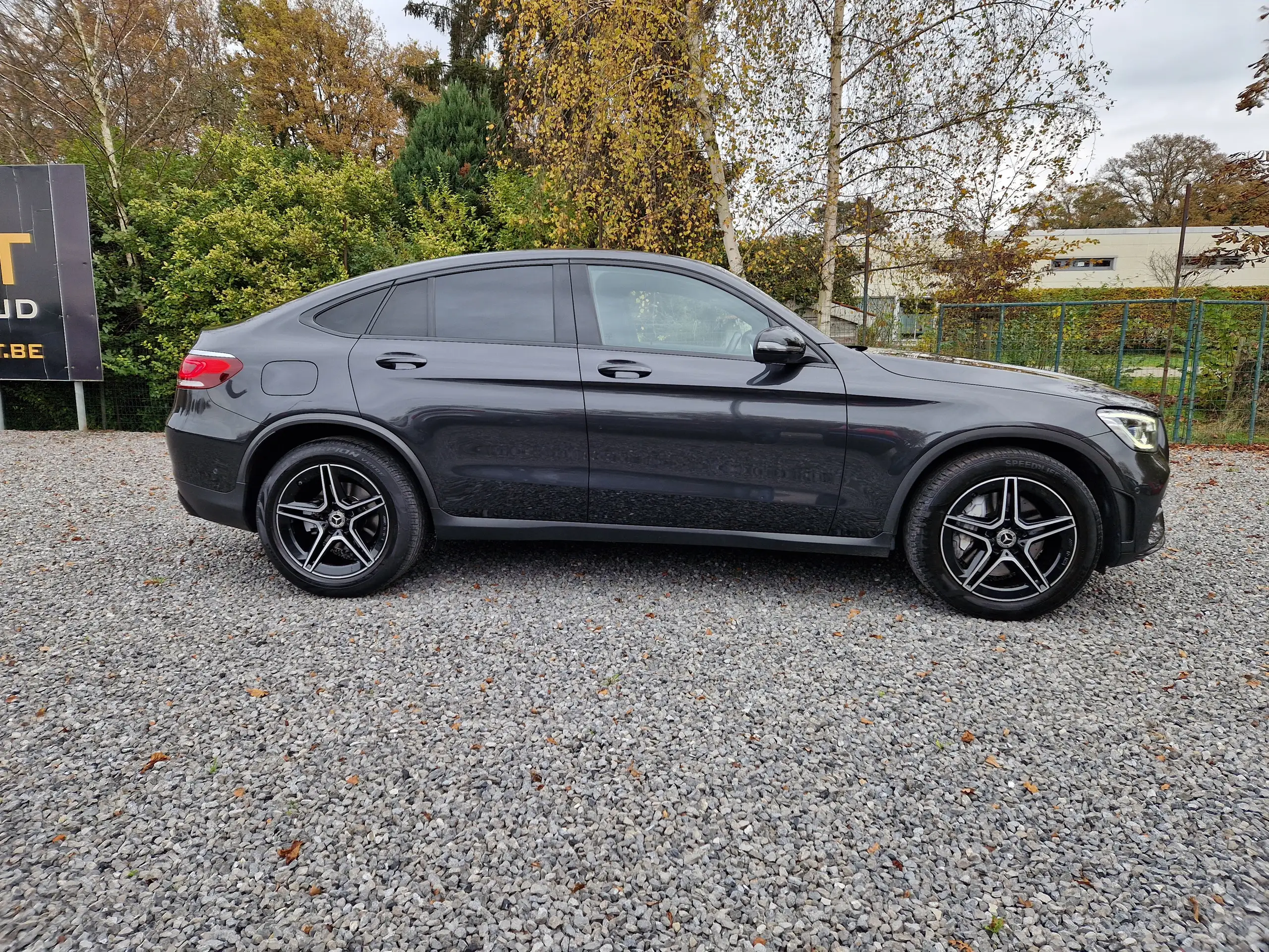 Mercedes-Benz - GLC 220