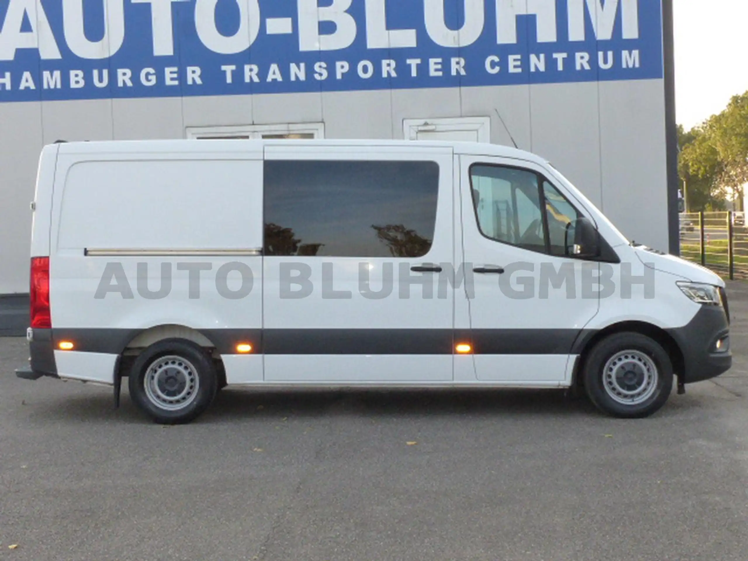 Mercedes-Benz - Sprinter