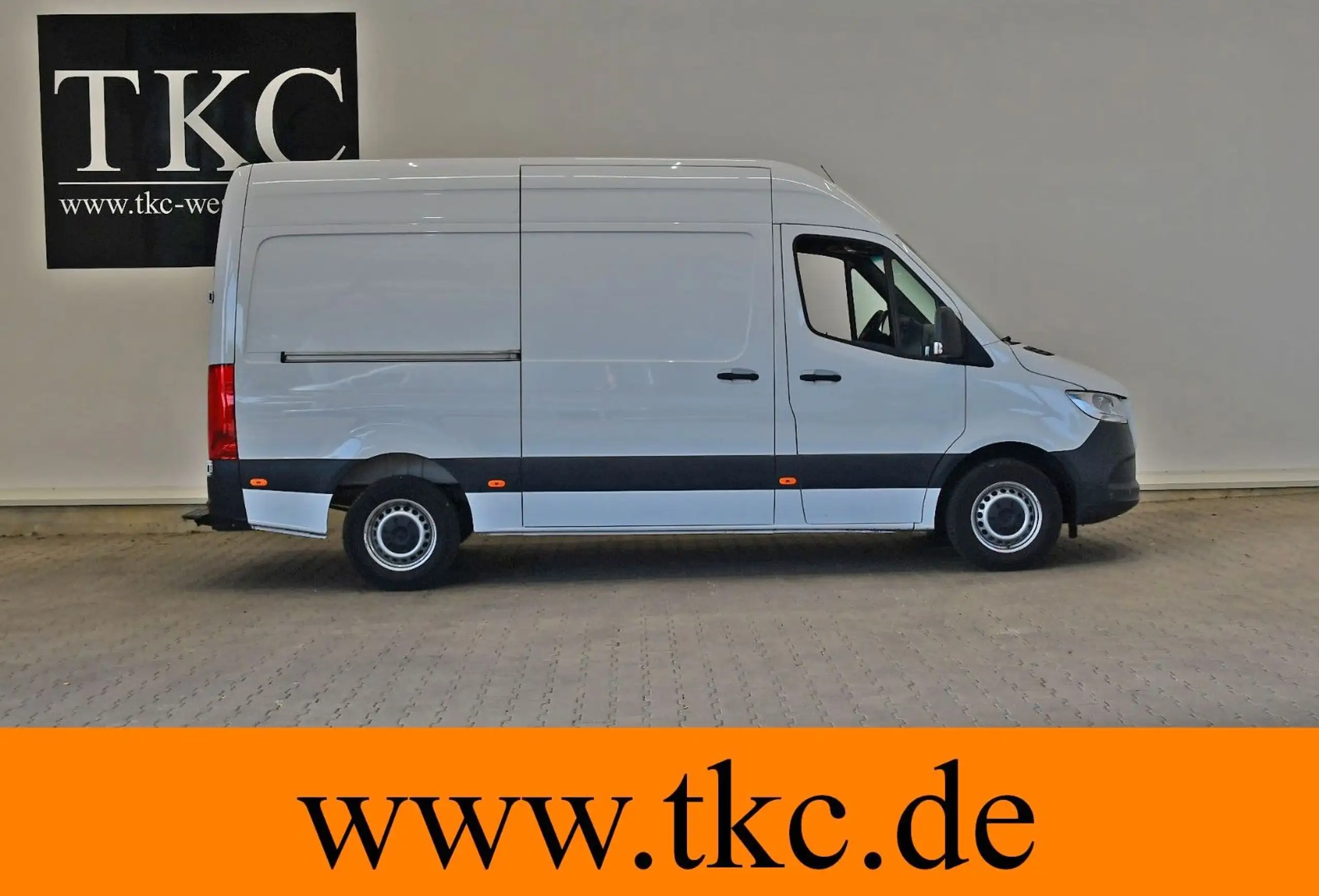 Mercedes-Benz - Sprinter