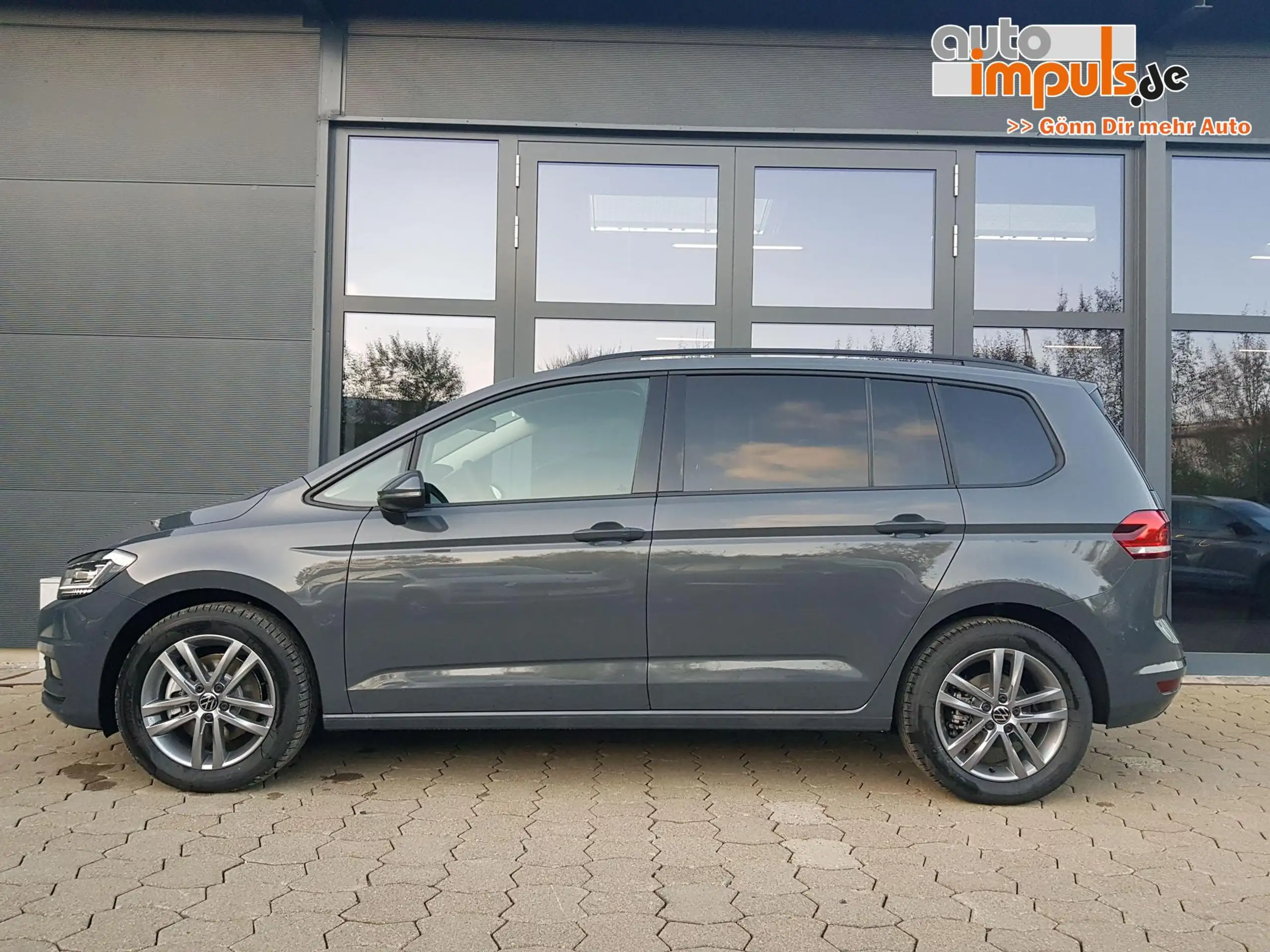 Volkswagen - Touran