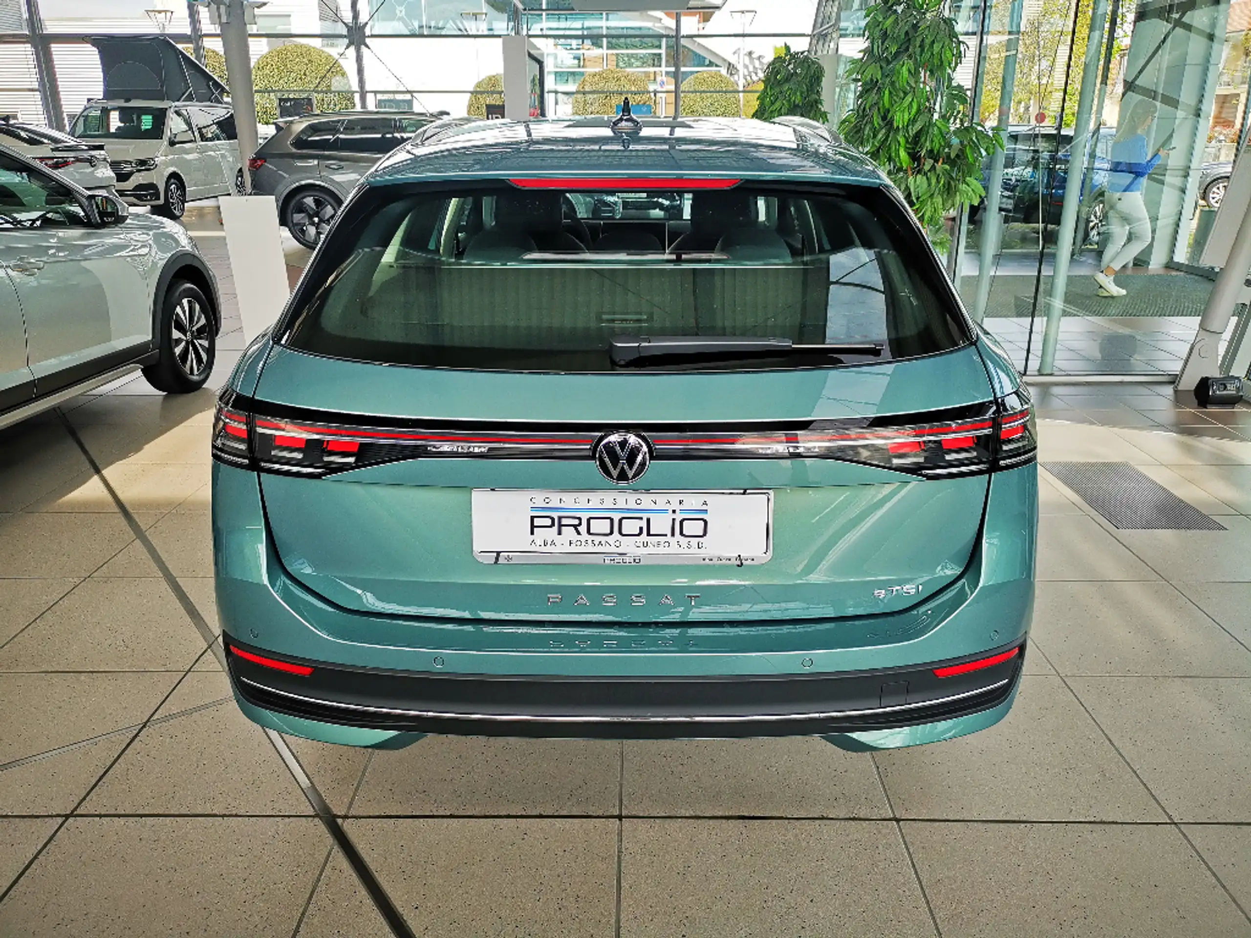 Volkswagen - Passat